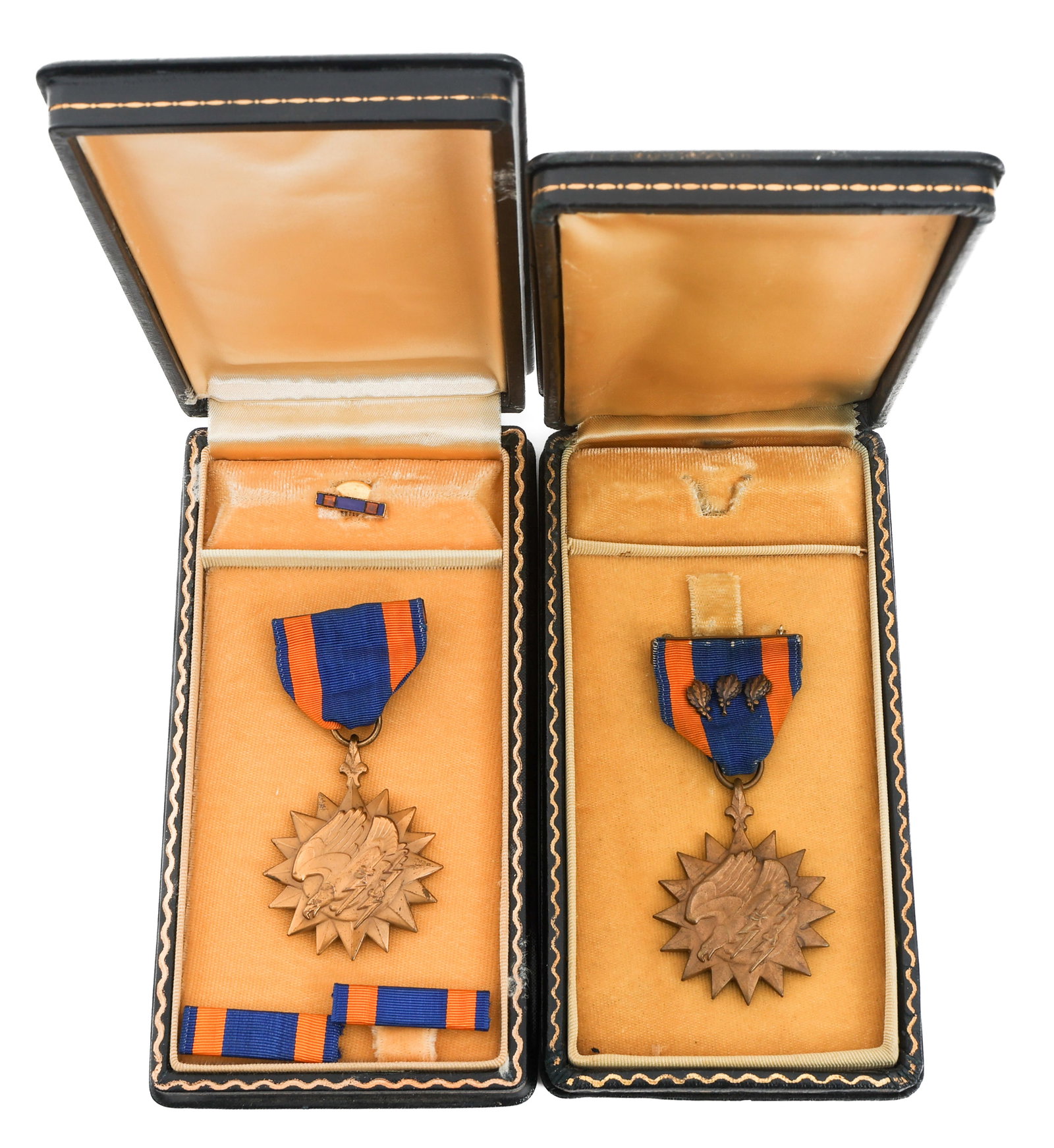 WWII US ARMY AIR FORCES NAMED AIR MEDALS: WWII US ARMY AIR FORCES NAMED AIR MEDALS WWII US Army Air Forces Named Air Medals in Award Boxes. (1) WWII US Army Air Force Air Medal with Service Ribbon bar and Lapel Pin in original box. Engraved o