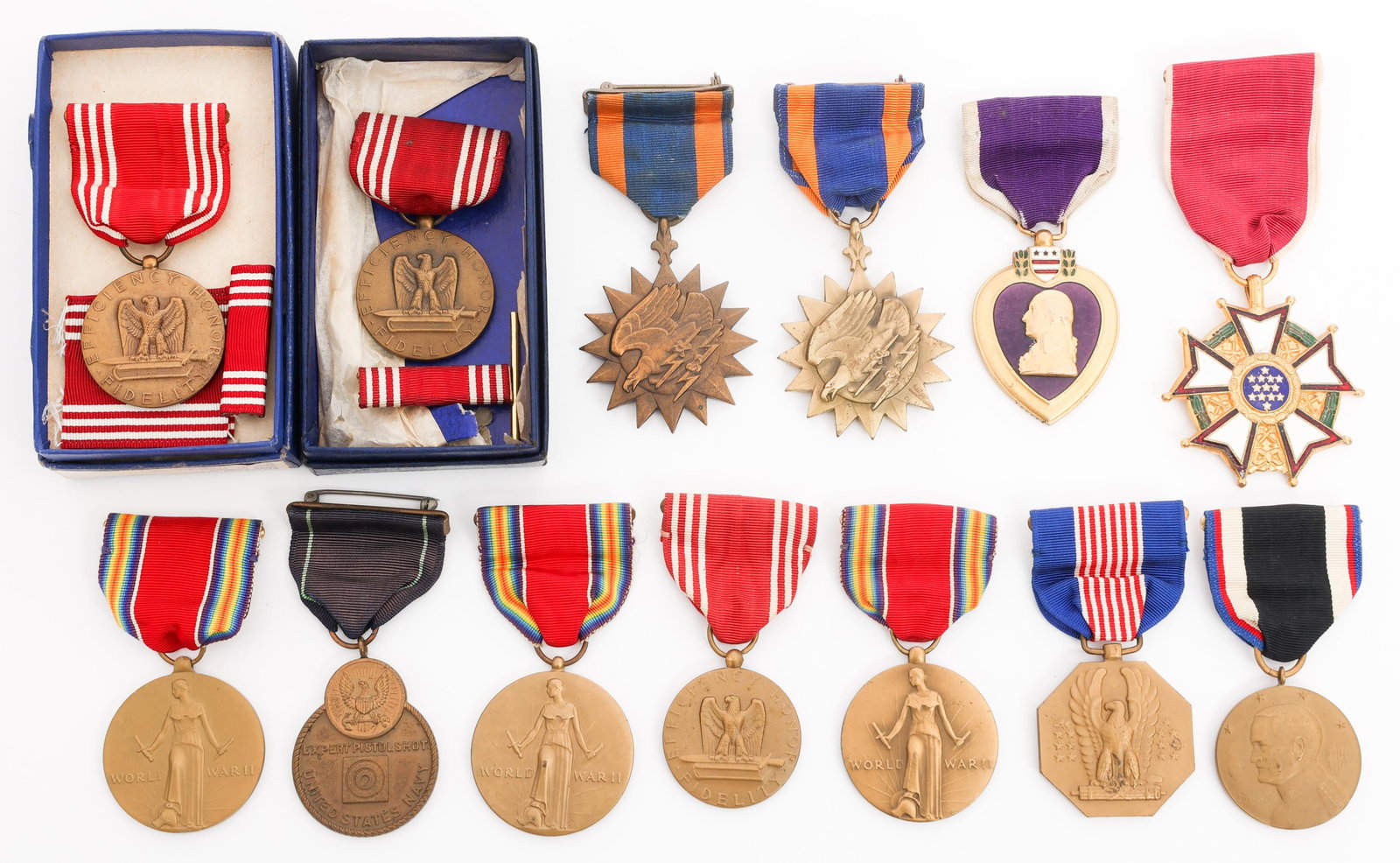 WWII US ARMY NUMBERED PURPLE HEART & MEDALS (1 of 11)