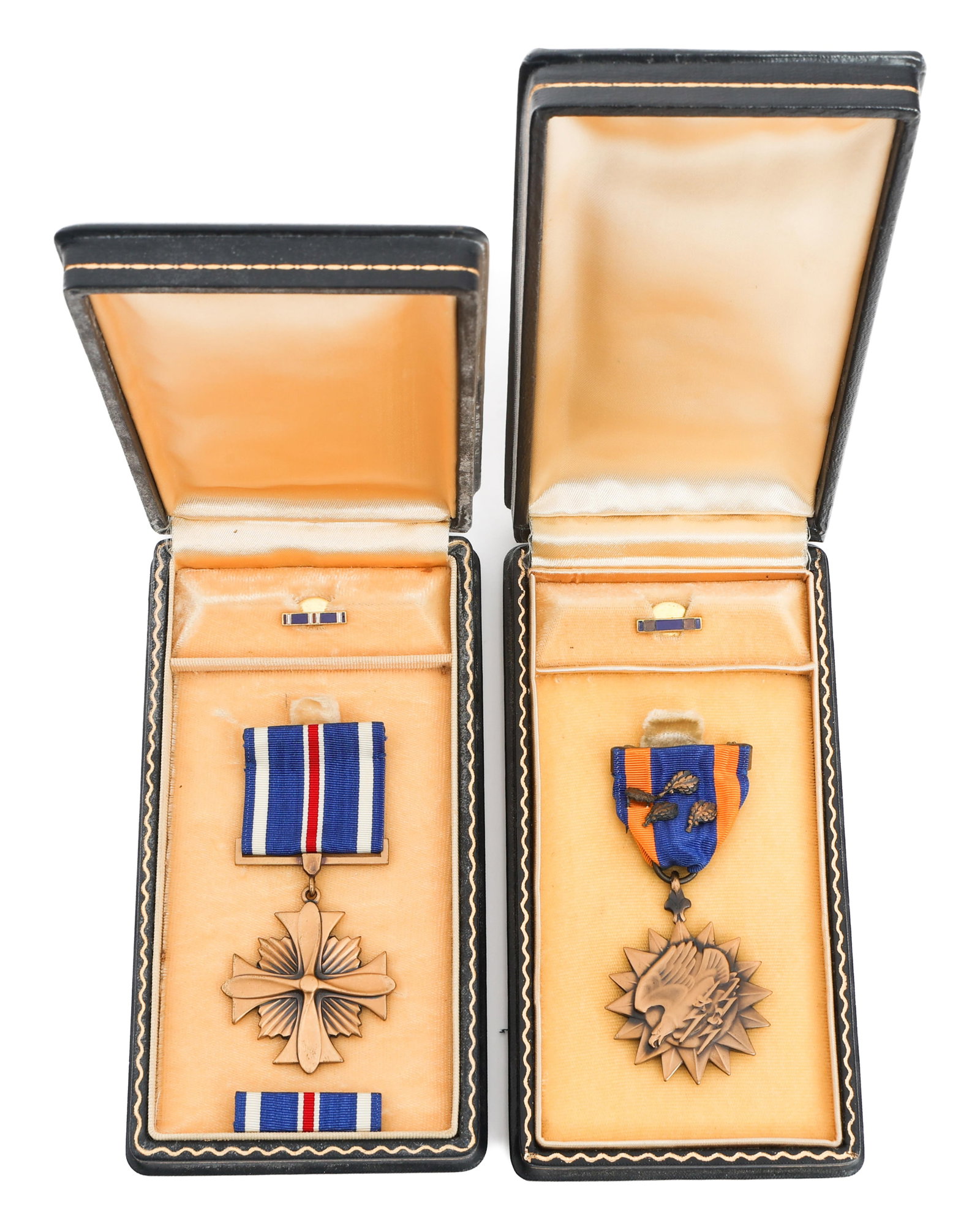 WWII USAAF NAMED 568th BS POW AIR MEDAL & DFC (1 of 11)