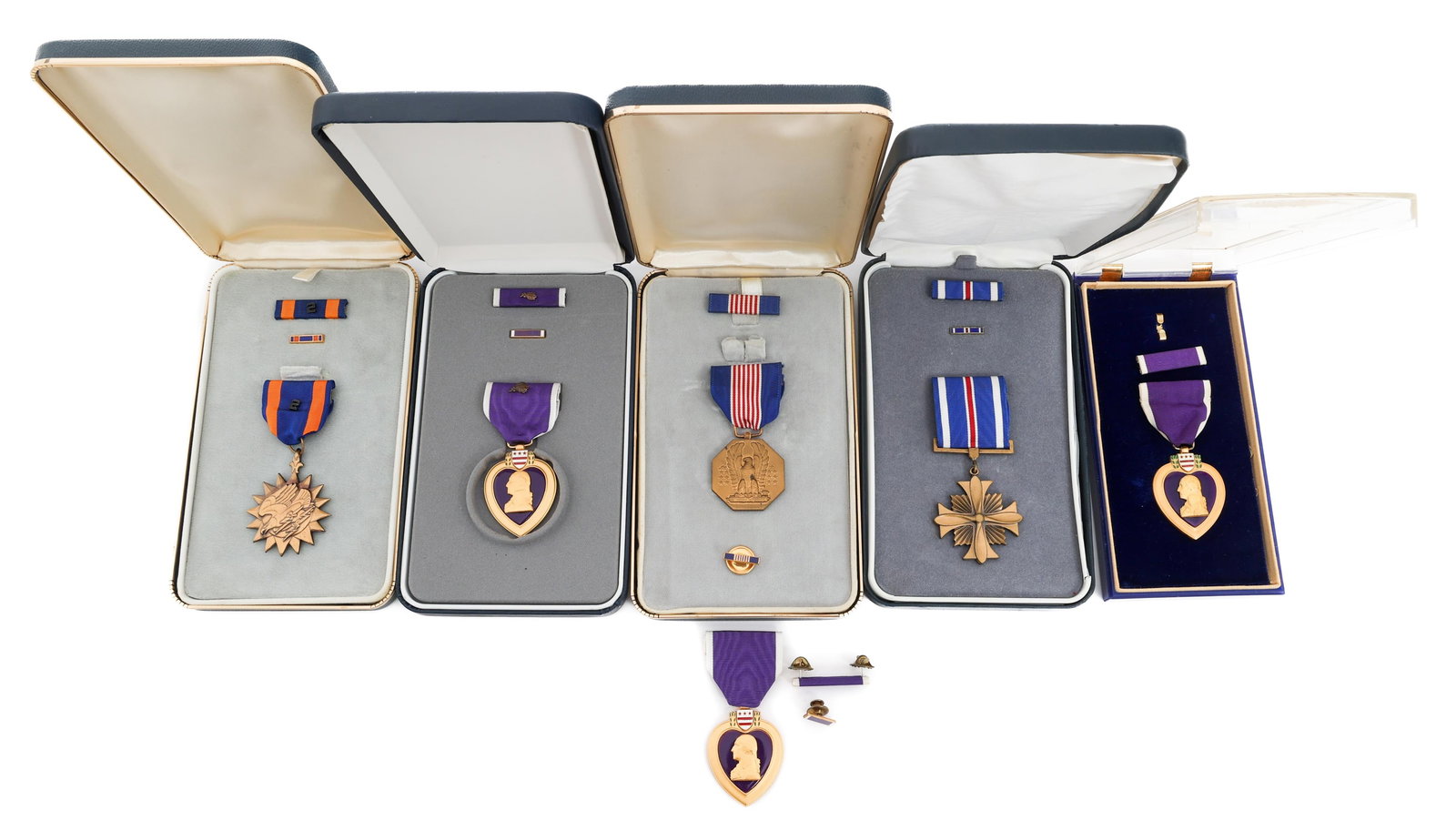KOREAN WAR - COLD WAR US PURPLE HEART & MEDALS (1 of 20)