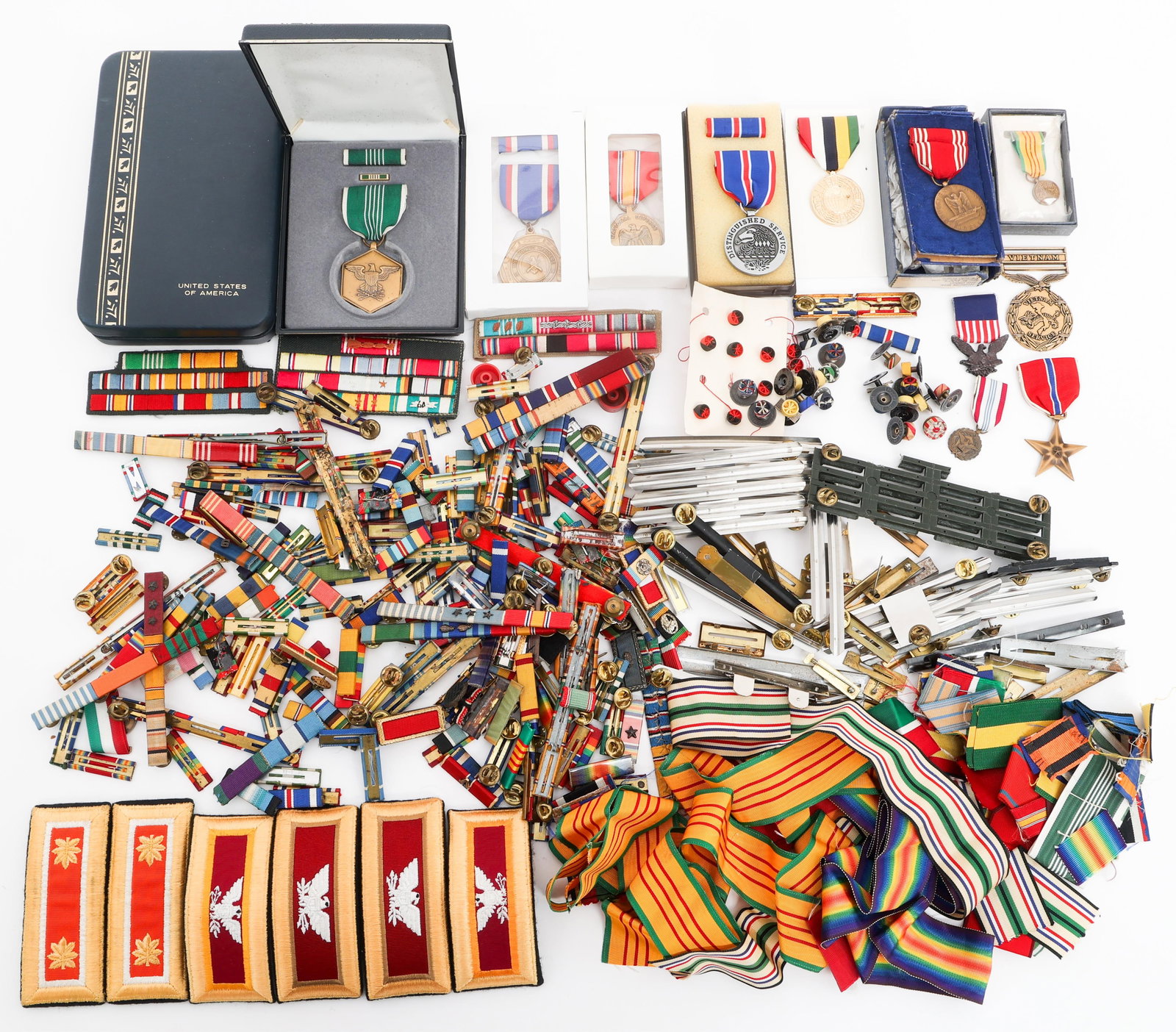 COLD WAR - CURRENT US SERVICE RIBBONS & MEDALS (1 of 14)
