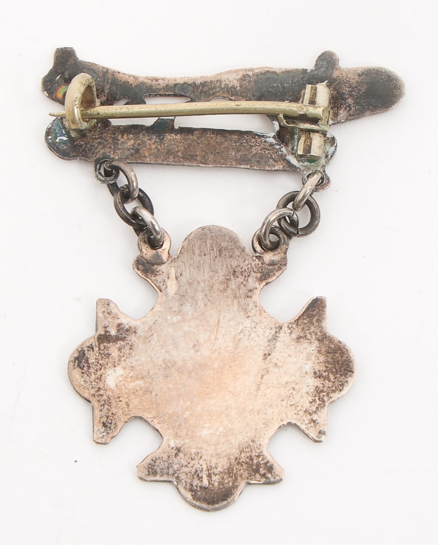 19th - 20th C. SILVER BADGES - 18