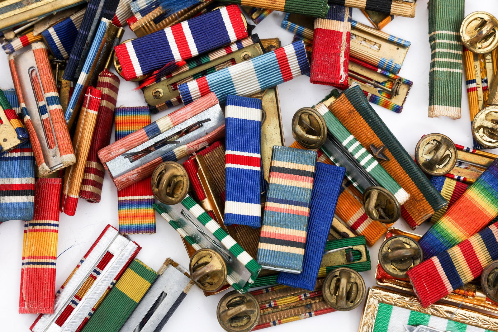 WWII - COLD WAR US ARMED FORCES RIBBONS - 10