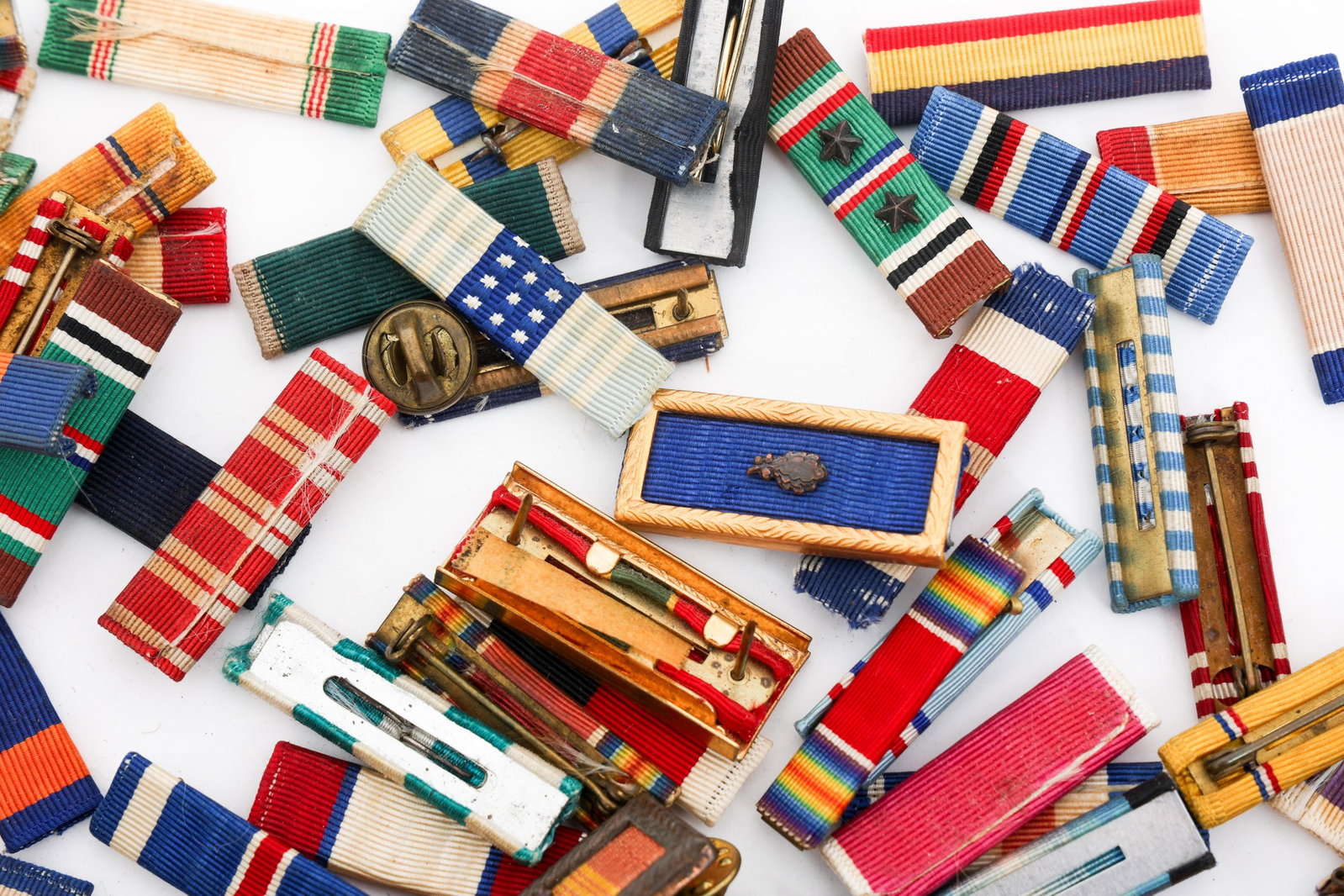 WWII - COLD WAR US ARMED FORCES RIBBONS - 9