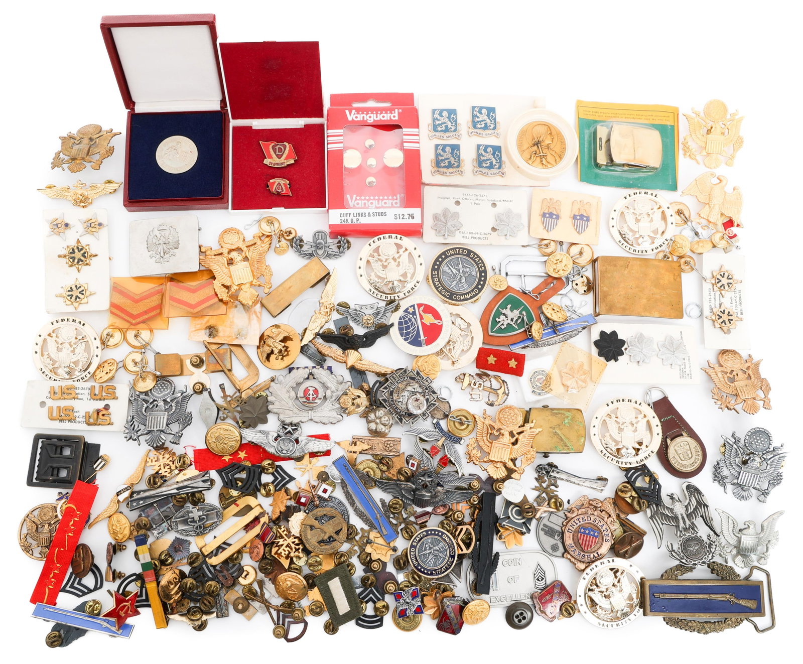 COLD WAR US & EAST GERMAN INSIGNIA PINS, BADGES (1 of 15)