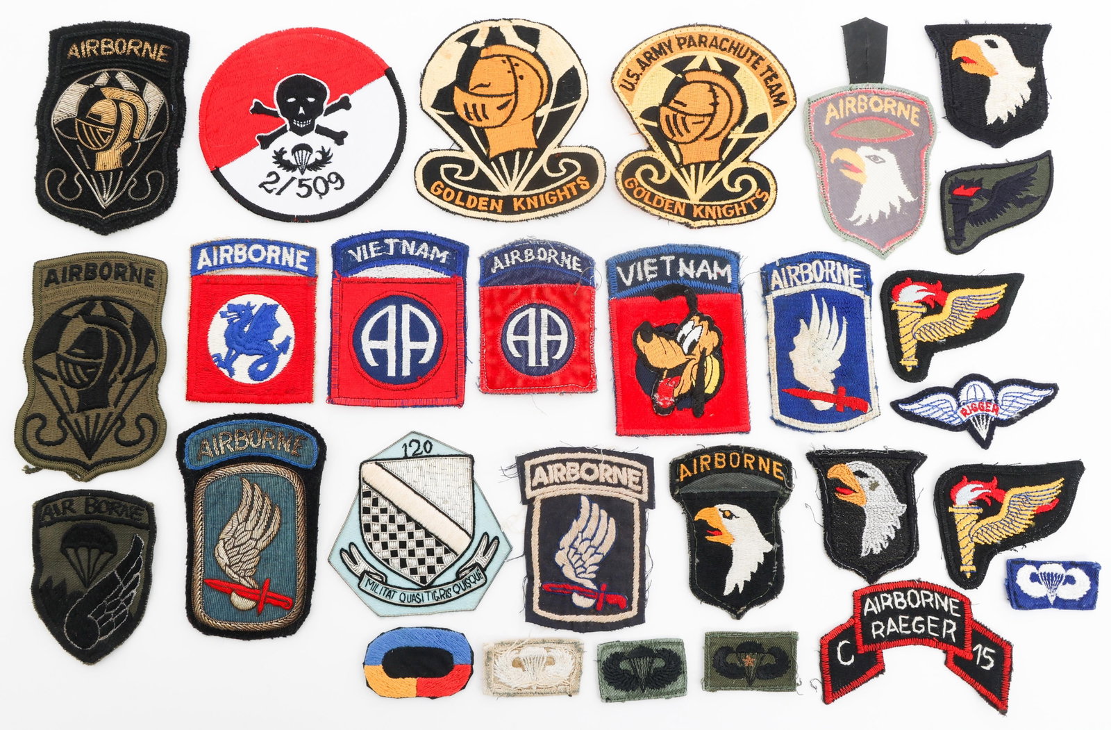 VIETNAM WAR US ARMY AIRBORNE UNIT PATCHES (1 of 17)