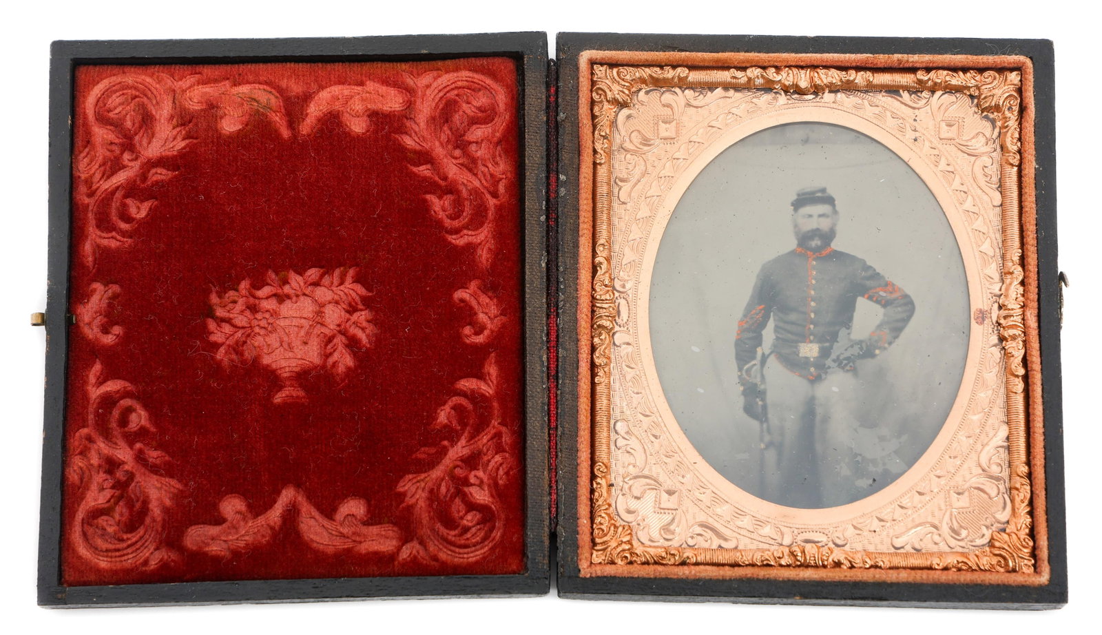 CIVIL WAR UNION ARMY SERGEANT AMBROTYPE (1 of 4)