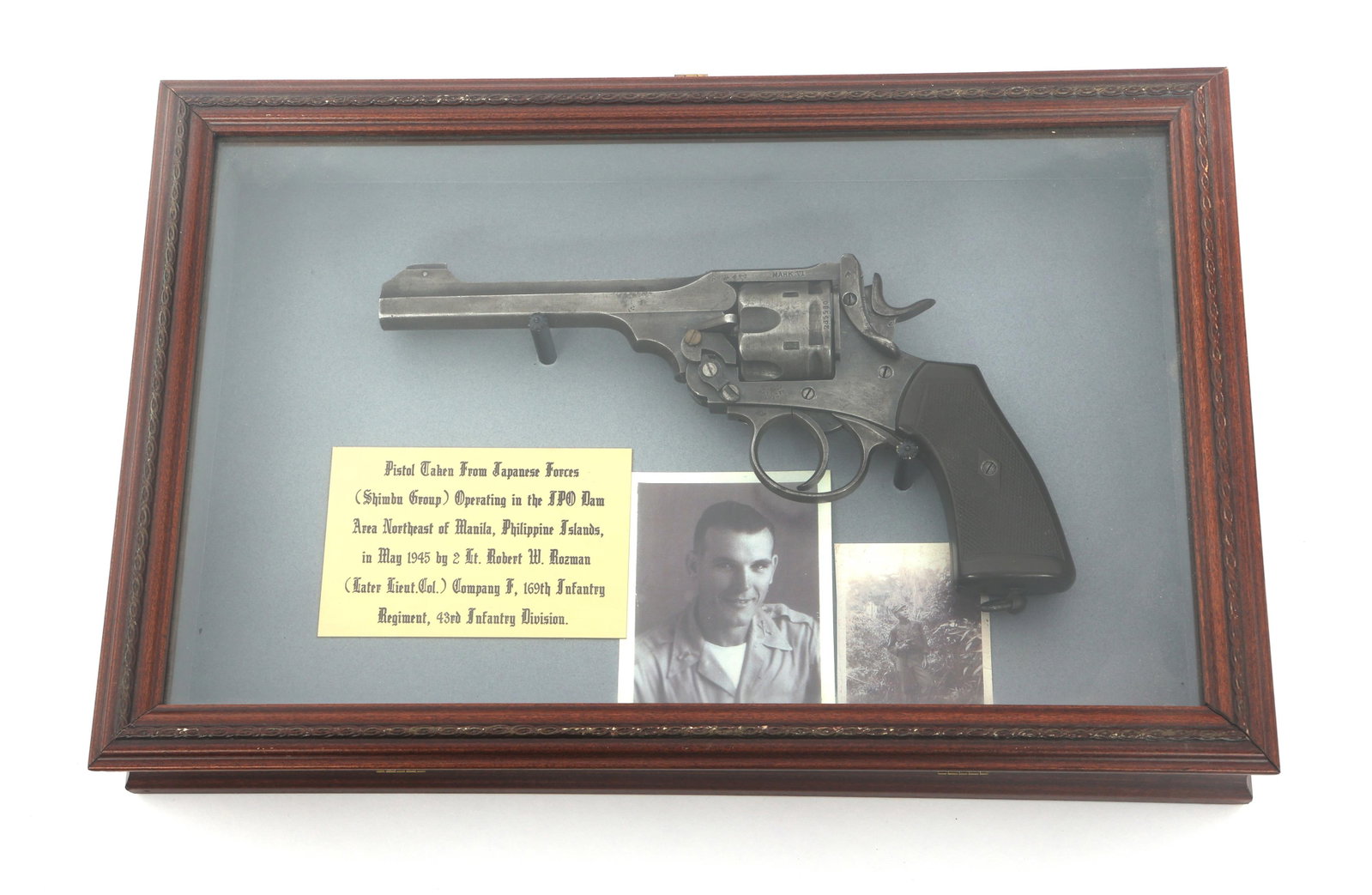 WWII US GI CAPTURED WEBLEY MARK VI REVOLVER: WWII US GI CAPTURED WEBLEY MARK VI REVOLVER WWII Philippine Campaign US GI Captured Webley Mark VI .455 caliber DA revolver. Serial number matches on frame, barrel, and cylinder. Left frame stamped We