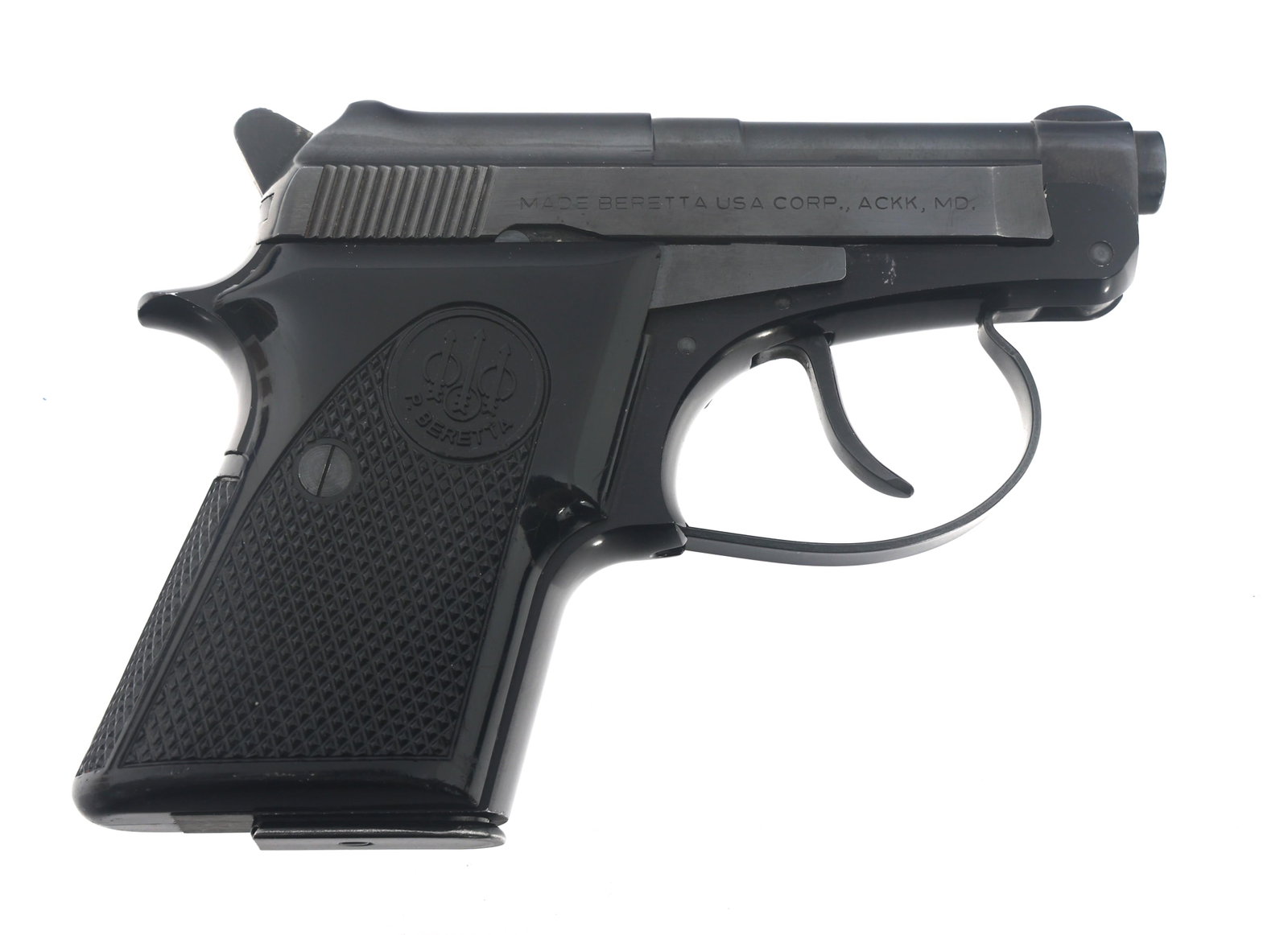 BERETTA MODEL 20 .25 ACP CALIBER SEMI AUTO PISTOL: BERETTA MODEL 20 .25 ACP CALIBER SEMI AUTO PISTOL Beretta Model 20 .25 ACP caliber semi automatic pistol. Blued finish. Fixed sights. Checkered composite grips. One magazine. Original box with manual.