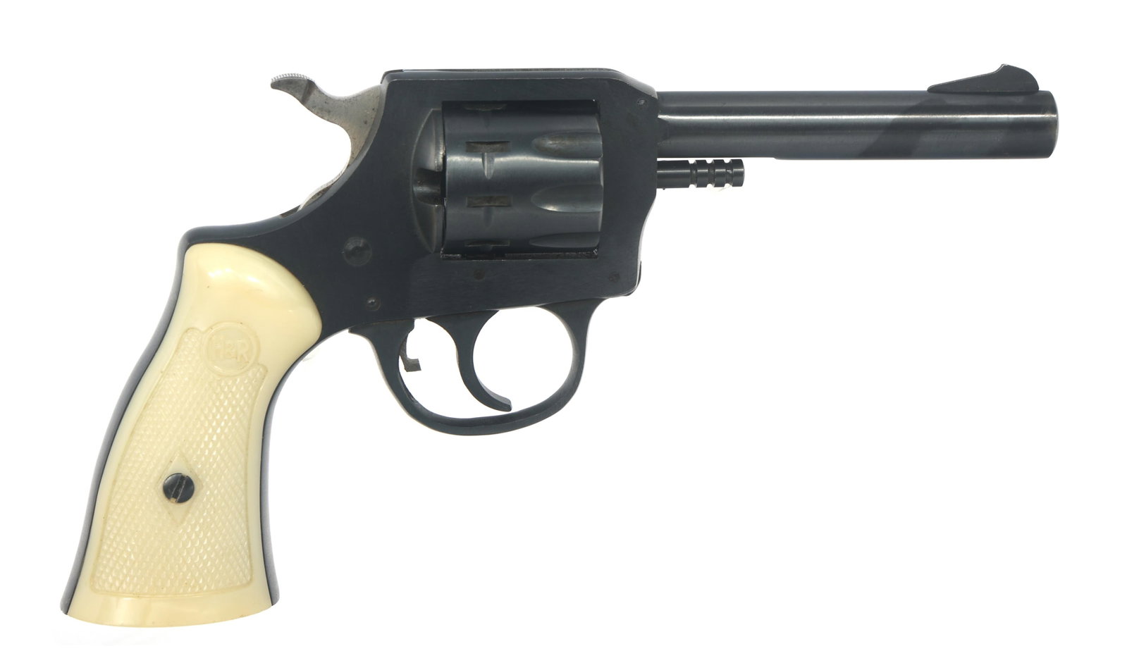 H&R MODEL 900 .22 CALIBER DOUBLE ACTION REVOLVER (1 of 13)