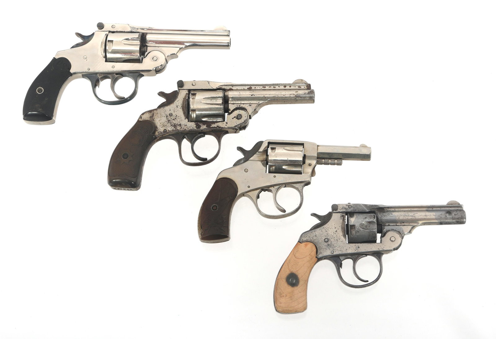 IVER JOHNSON AND FOREHAND & WADSWORTH REVOLVERS: IVER JOHNSON AND FOREHAND & WADSWORTH REVOLVERS Iver Johnson and Forehand & Wadsworth revolvers. A) Iver Johnson 2nd model Safety automatic .32 caliber revolver. Serial number 11328. Wood grips. Five 