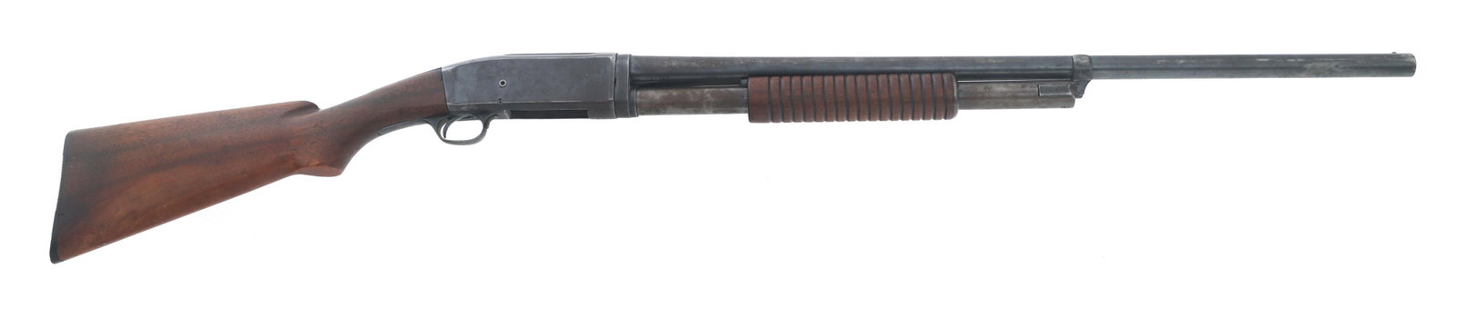 REMINGTON MODEL 10-A 12 GAUGE PUMP SHOTGUN: REMINGTON MODEL 10-A 12 GAUGE PUMP SHOTGUN Remington Model 10-A 12 gauge pump action shotgun. Serial number matches on receiver and barrel. Fixed Full choke. Wood stock. Caliber / Gauge: 12 Barrel Len