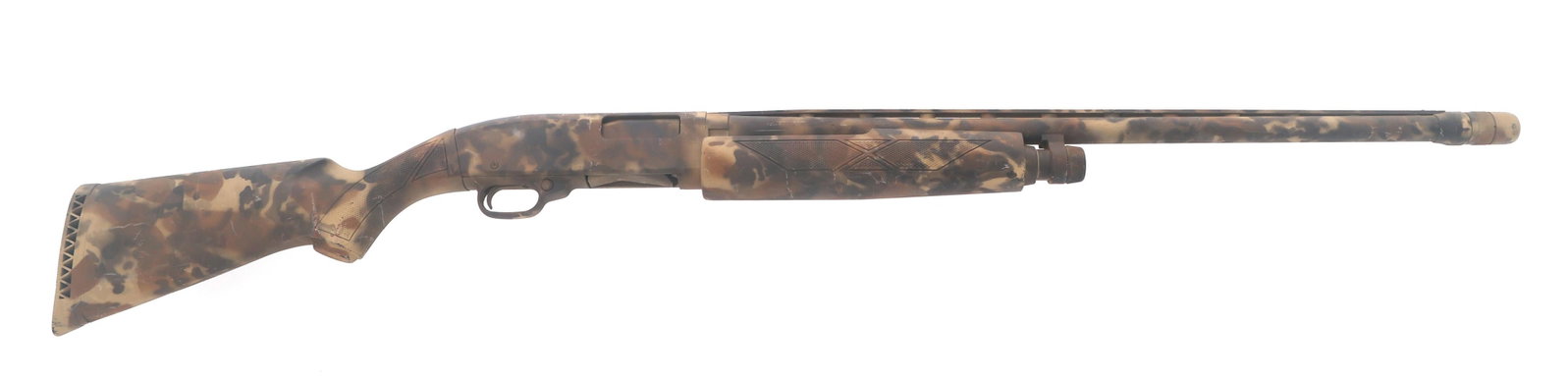 SEARS TED WILLIAMS M200 12 GAUGE SHOTGUN: SEARS TED WILLIAMS M200 12 GAUGE SHOTGUN Sears Ted Williams M200 12 gauge pump action shotgun. 3" shells. Variable choke. Vented rib barrel with bead front sight. Composite stock with rubber butt