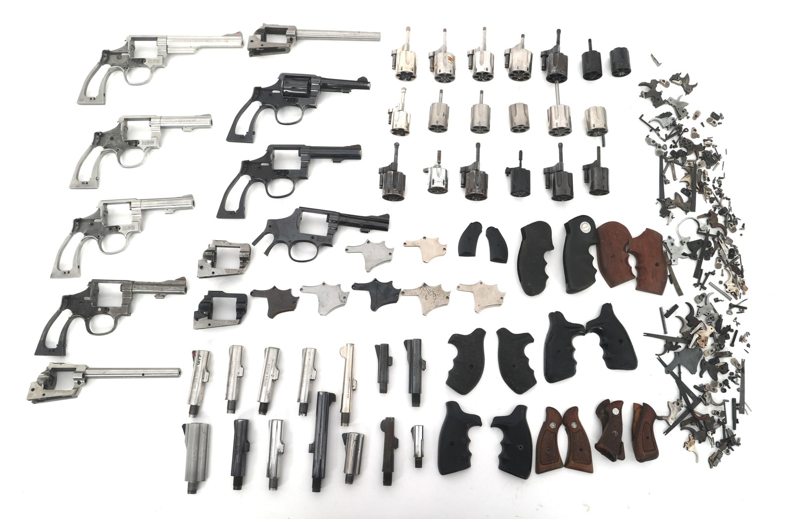 SMITH & WESSON AND RUGER REVOLVER FRAMES & PARTS (1 of 7)