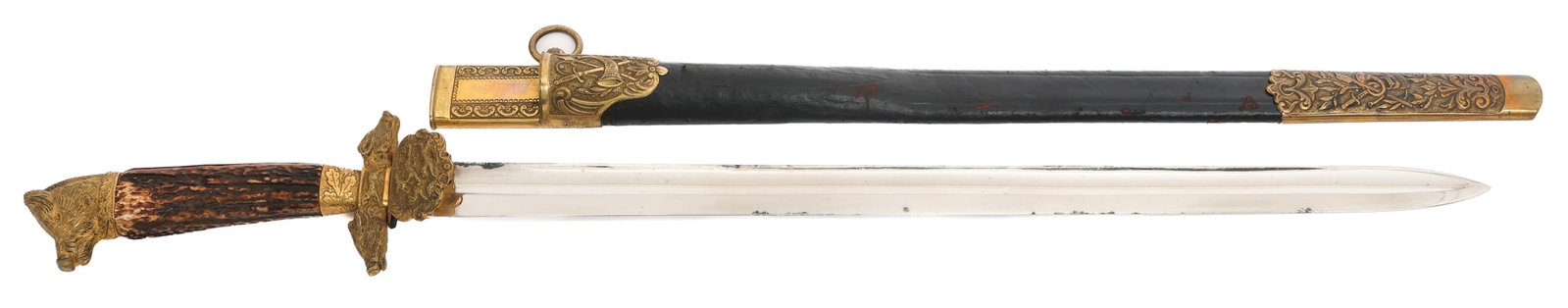 GERMAN BOAR HEAD HILT HUNTING ASSOCIATION CUTLASS: GERMAN BOAR HEAD HILT HUNTING ASSOCIATION CUTLASS German Boar Head Hunting Association Cutlass. Single edged, bright blade with fuller. Felt buffer pad. Brass hilt decorated with Boar head guard and p