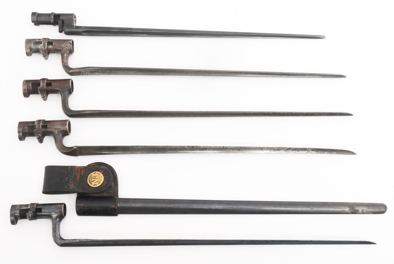 19th C. US, BRITISH & RUSSIAN SOCKET BAYONETS (1 of 15)