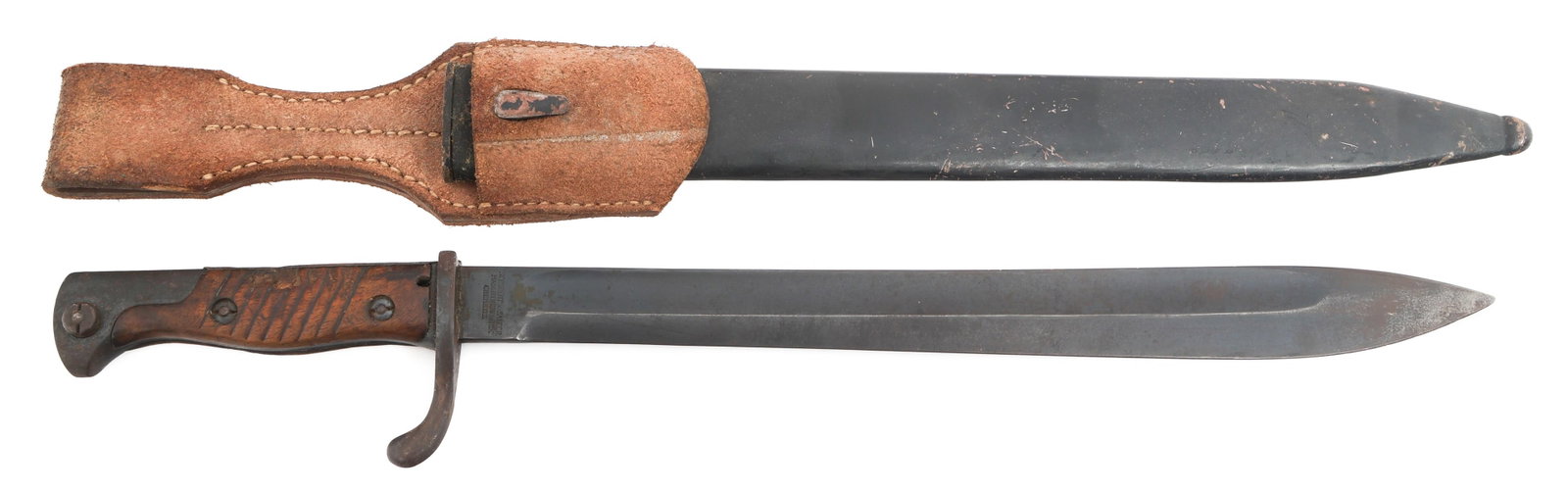 IMPERIAL GERMAN M1898/05 BUTCHER BAYONET: IMPERIAL GERMAN M1898/05 BUTCHER BAYONET Imperial German M1898/05 Butcher Bayonet. Single edged, blued blade with fuller. Maker marked by Schubert and Salzer on the ricasso. Proof marks on the