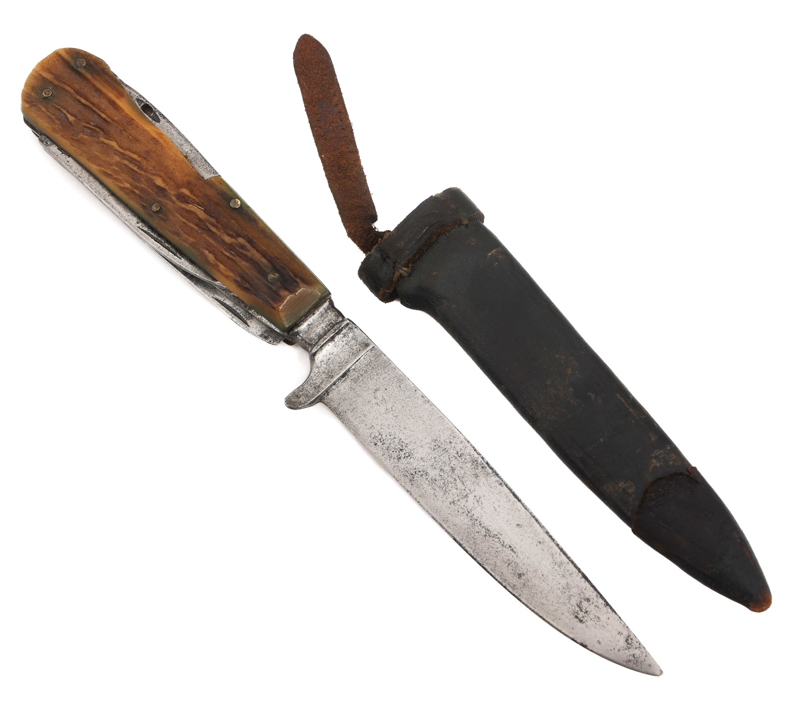 IMPERIAL GERMAN WAIDMESSER UTILITY KNIFE by PUMA: IMPERIAL GERMAN WAIDMESSER UTILITY KNIFE by PUMA Imperial German Waidmesser Utility Knife. Single edged blade. Stag horn grips. Maker marked by Puma on one of the secondary knives. Leather sheath.