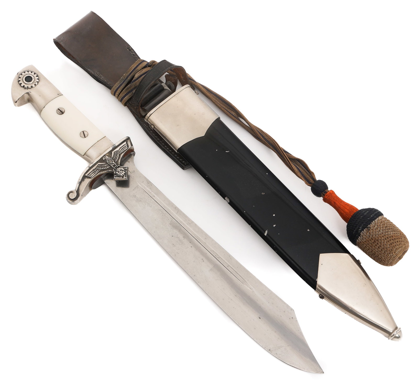 WWII GERMAN NUMBERED TENO EM DAGGER by EICKHORN: WWII GERMAN NUMBERED TENO EM DAGGER by EICKHORN WWII German Numbered TeNo Enlisted Dagger. Single edged blade with fuller. Maker mark of Carl Eickhorn and proof mark etched on the ricasso. Serial numb