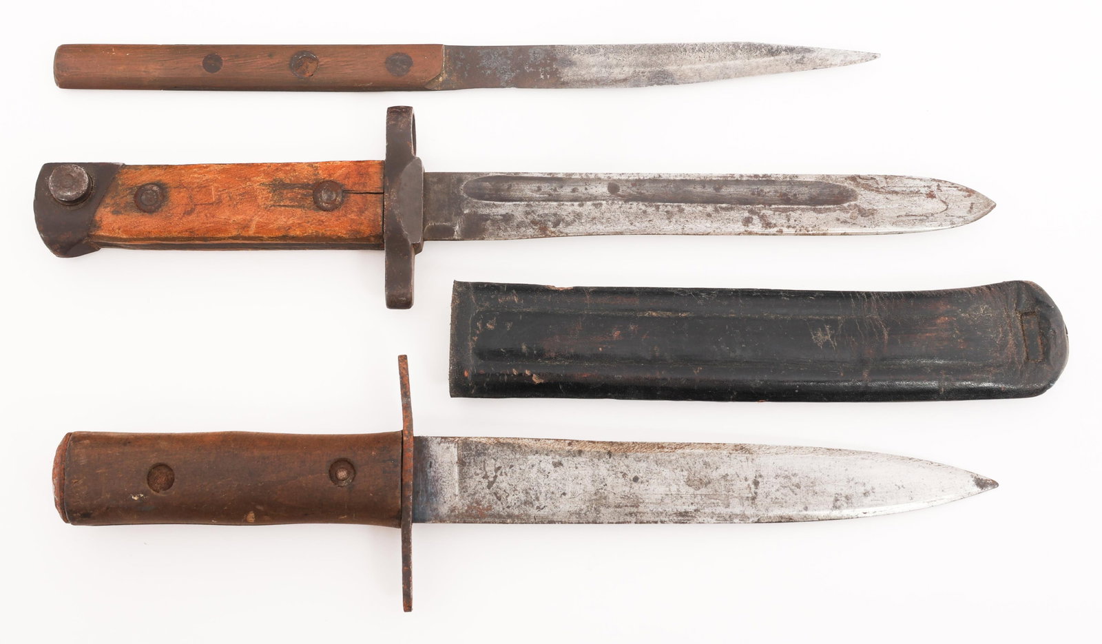 WWII ITALIAN BAYONET, GARDE DAGGER & KNIFE (1 of 12)
