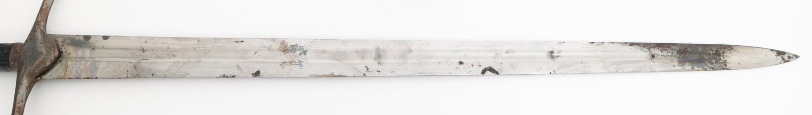 20th C. BRITISH BROAD SWORD - 3