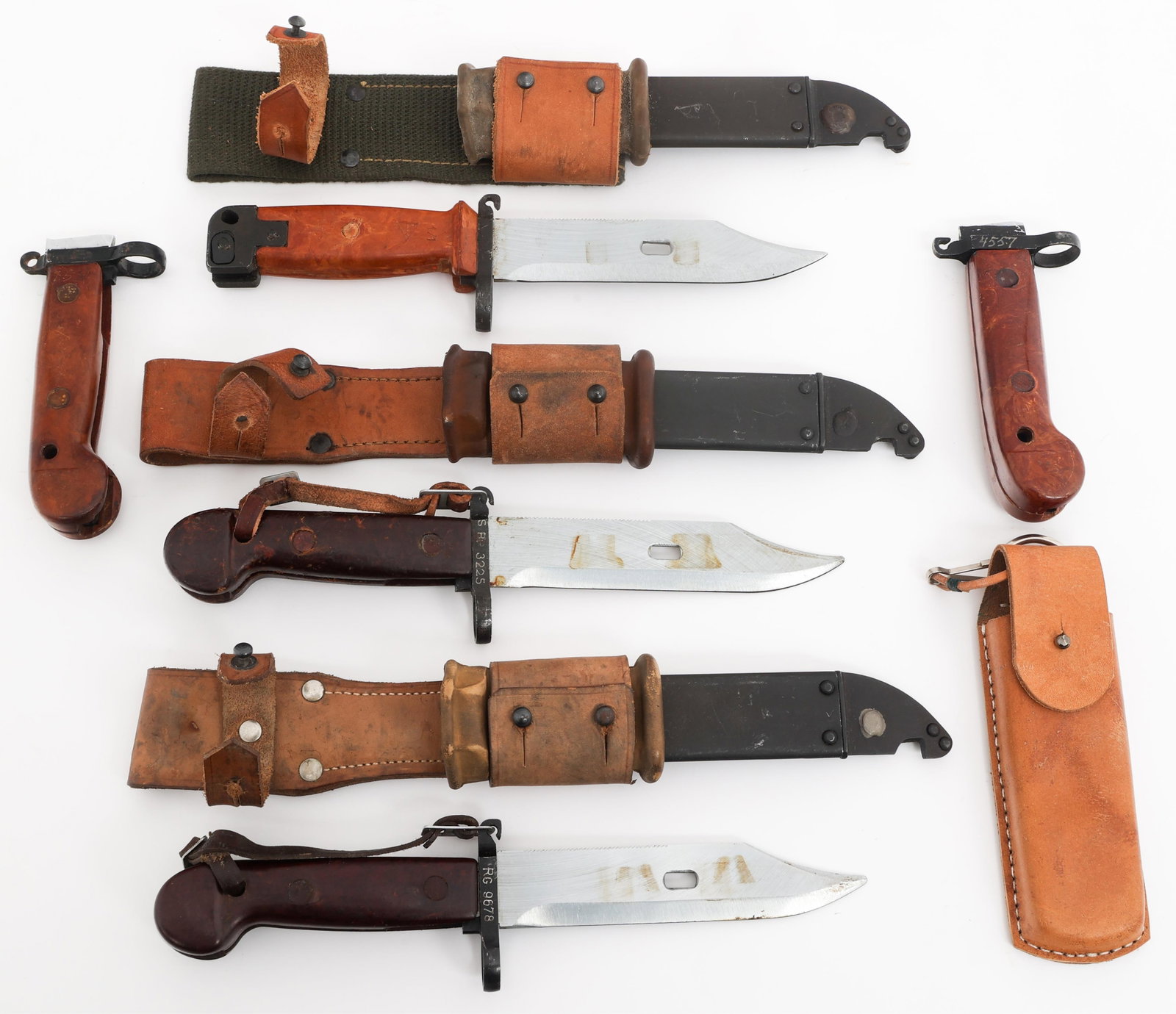 COLD WAR ROMANIA 1959 6H3 & M1974 6H4 AKM BAYONETS (1 of 20)