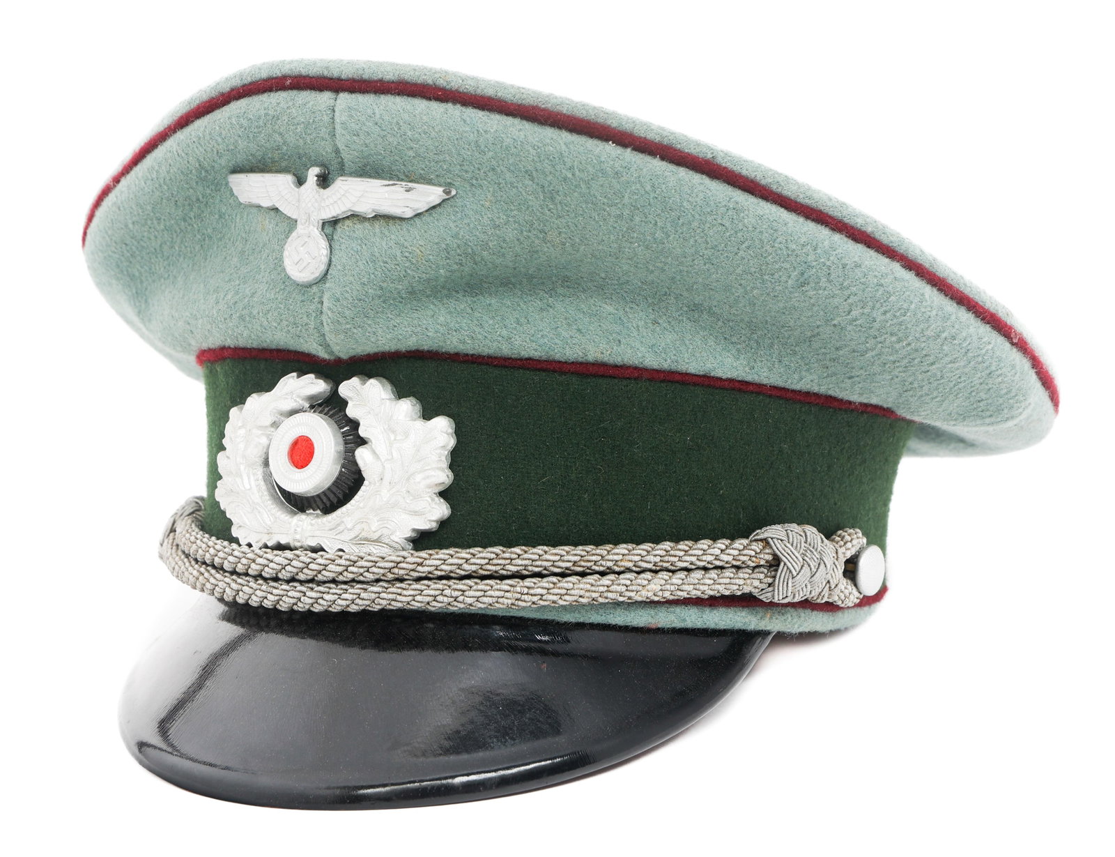 WWII GERMAN HEER SMOKE TROOPS OFFICER VISOR CAP: WWII GERMAN HEER SMOKE TROOPS OFFICER VISOR CAP WWII German Nebelwerfer Smoke Troops Officer Visor Cap. Feldgrau wool with Bordeaux red felt waffenfarbe. Heer Eagle and wreathed aluminum cockade cap b