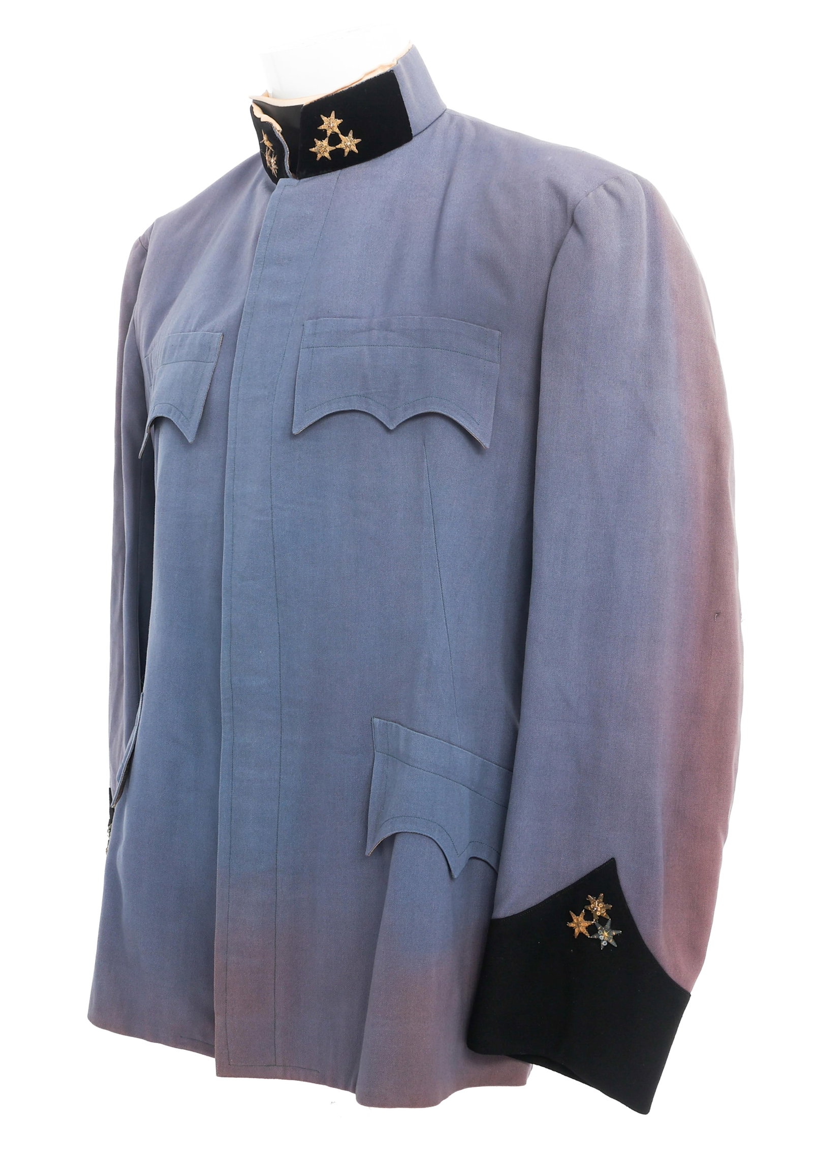 WWI HUNGARIAN ARTILLERY HAUPTMANN PARADE TUNIC (1 of 7)