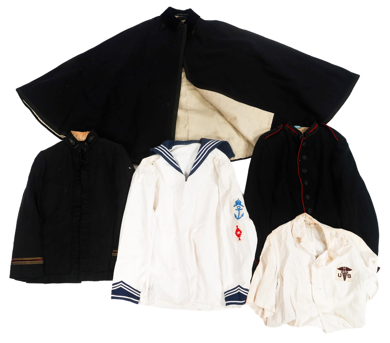 WWI - WWII US, CANADIAN & GERMAN UNIFORMS: WWI - WWII US, CANADIAN & GERMAN UNIFORMS WWI - WWII US, Canadian and German Uniforms. (1) Kriegsmarine Jumper. White cotton. Weapons Control Forman's Troop Training and Kaiserliche Marine sleeve patc
