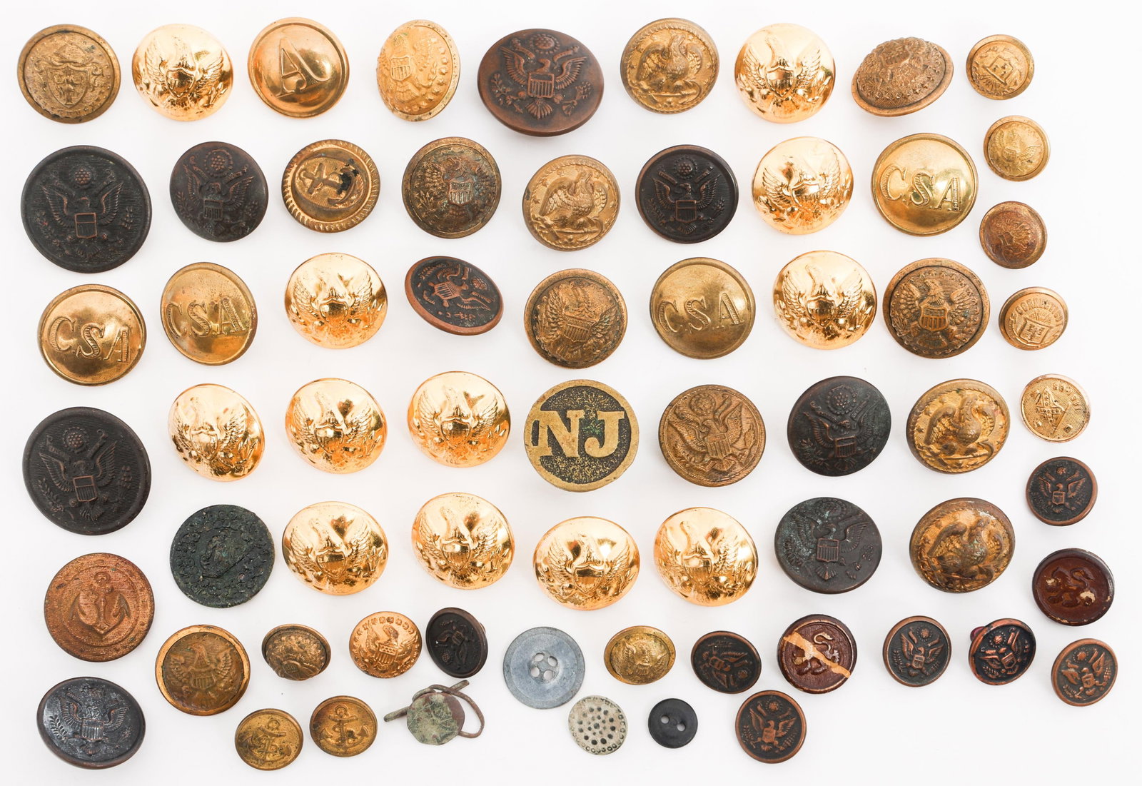 WWI - COLD WAR US ARMED FORCES UNIFORM BUTTONS (1 of 16)