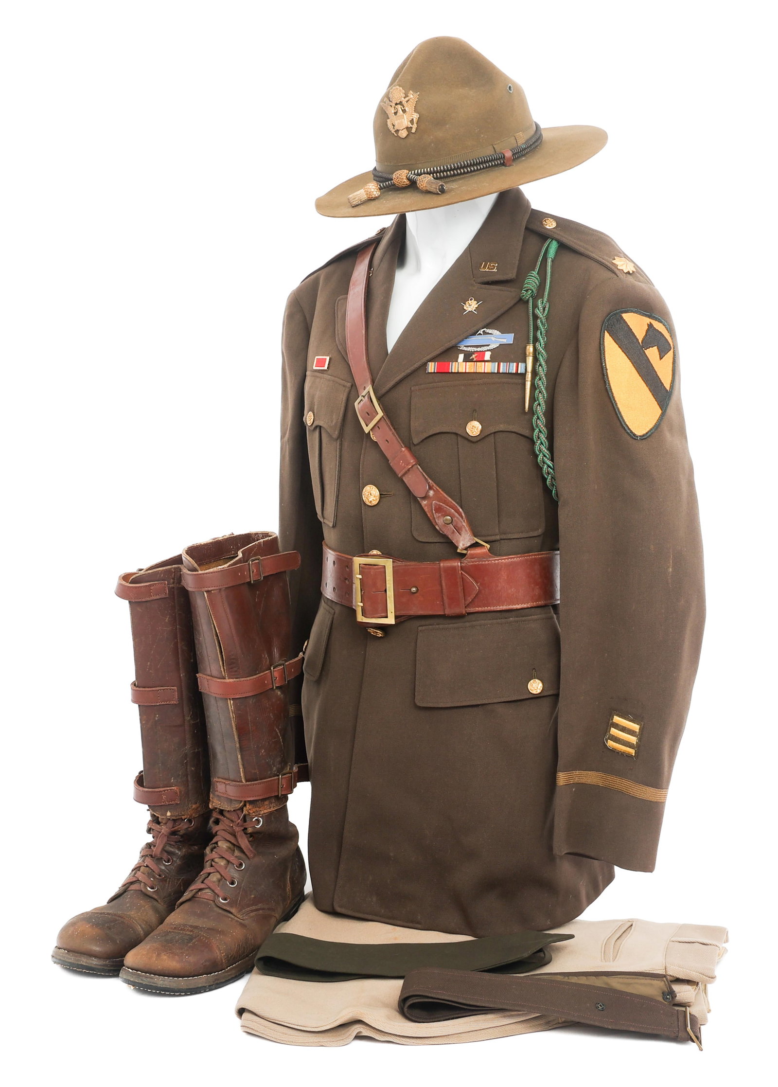 WWII US ARMY CAVALRY MAJOR UNIFORM (1 of 20)