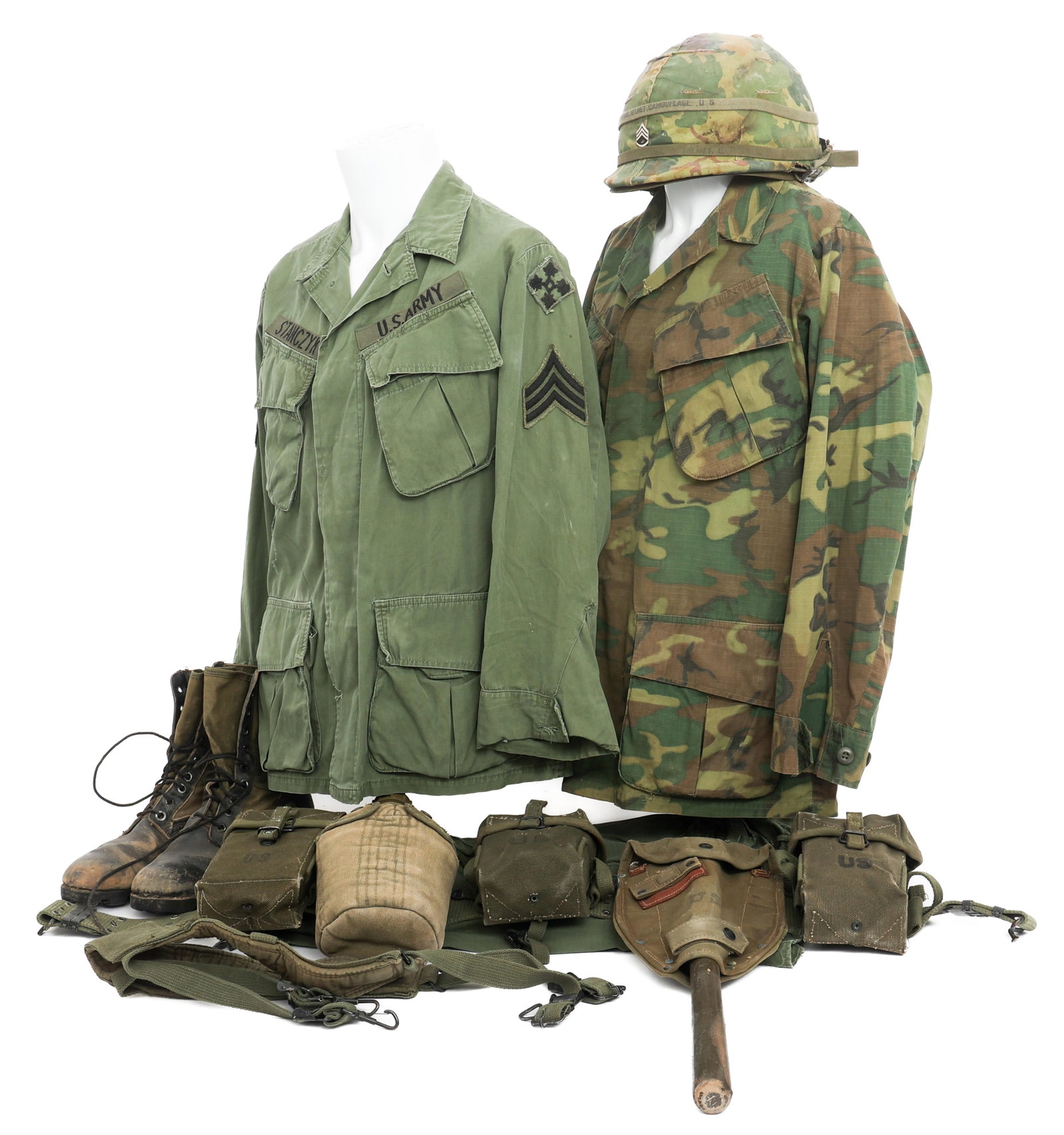 VIETNAM WAR US ARMY 4th INF JUNGLE UNIFORMS & GEAR (1 of 20)