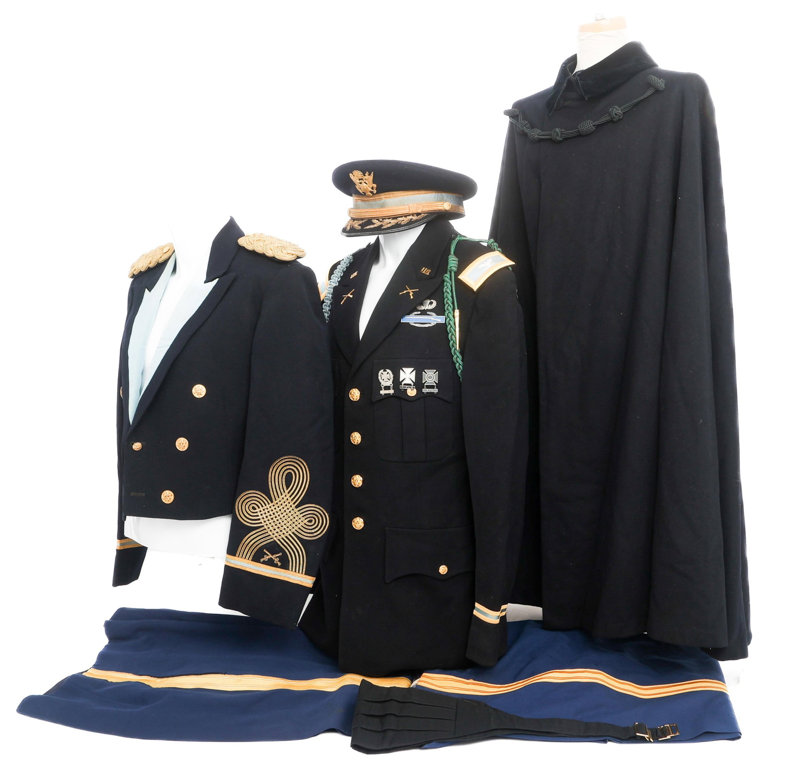 COLD WAR US ARMY NAMED COLONEL UNIFORM GROUPING (1 of 20)