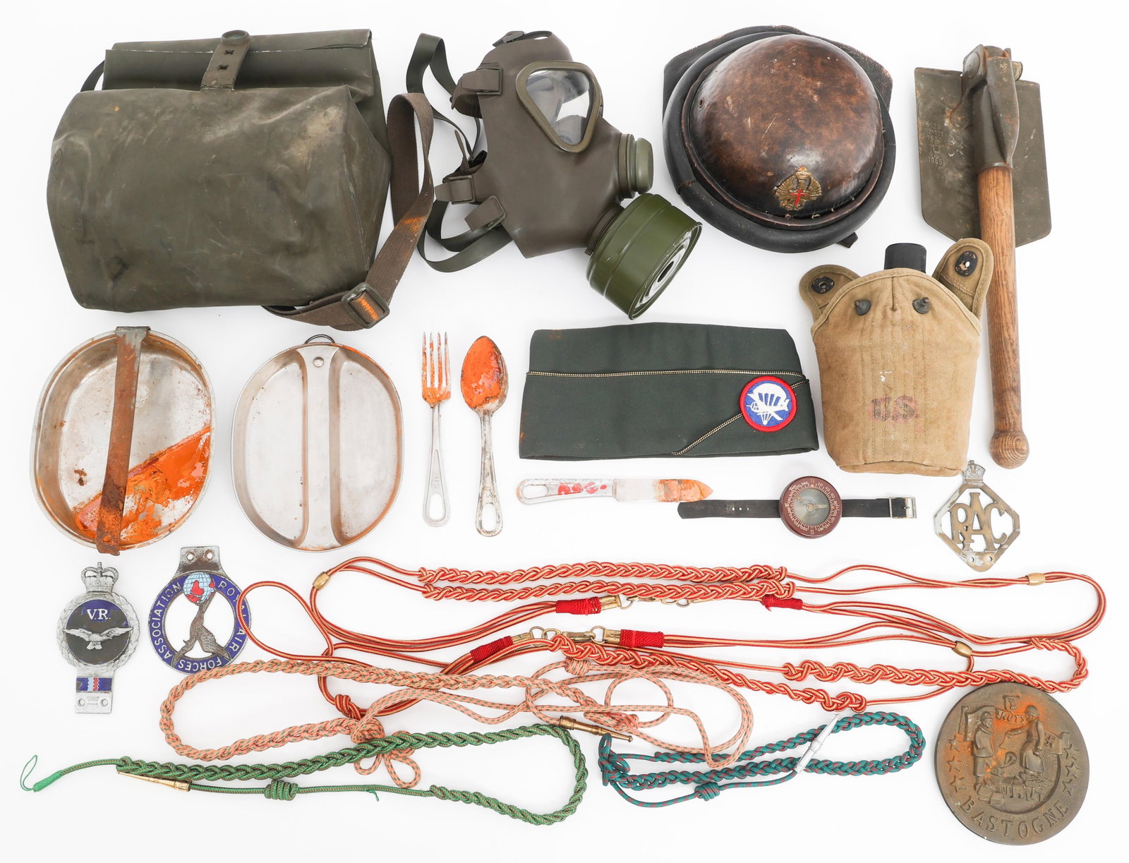 WWII - COLD WAR WORLD MILITARY GEAR BONANZA (1 of 17)