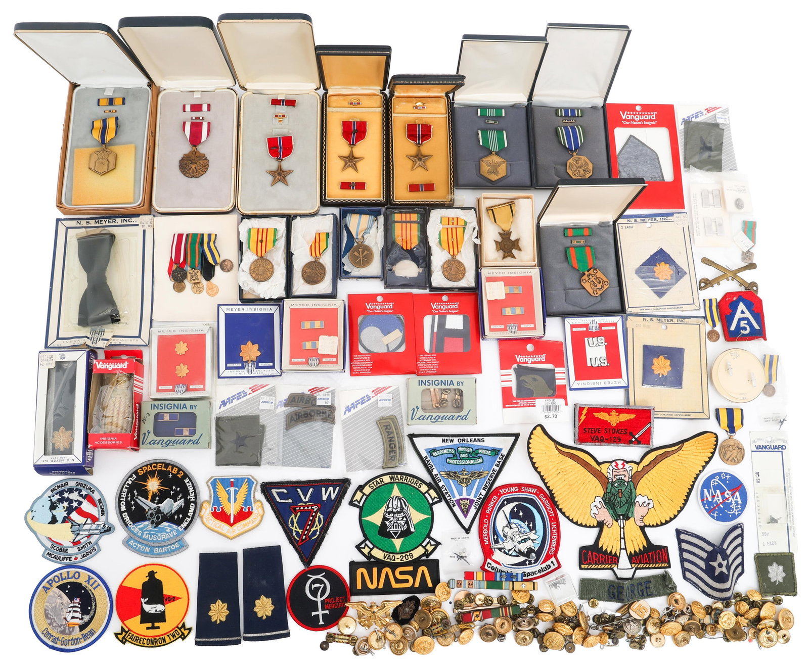 WWII - COLD WAR US ARMED FORCES INSIGNIA