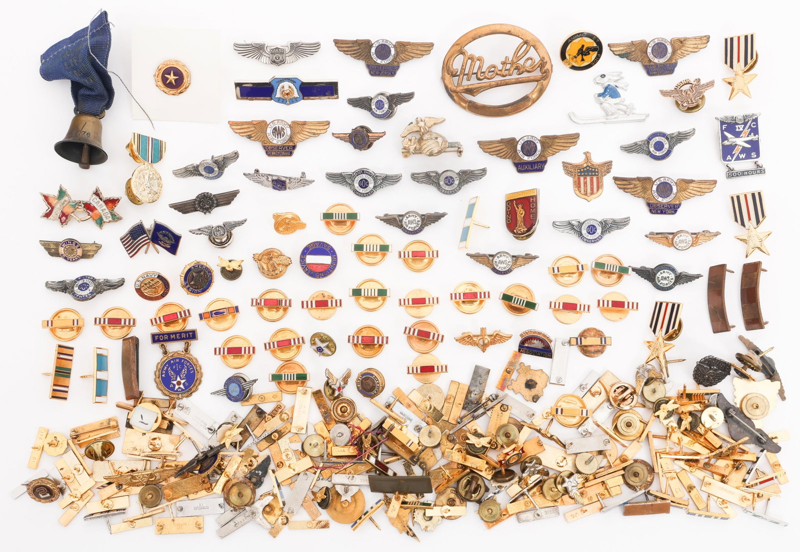 WWII - COLD WAR US ARMED FORCES & AWS INSIGNIA (1 of 10)