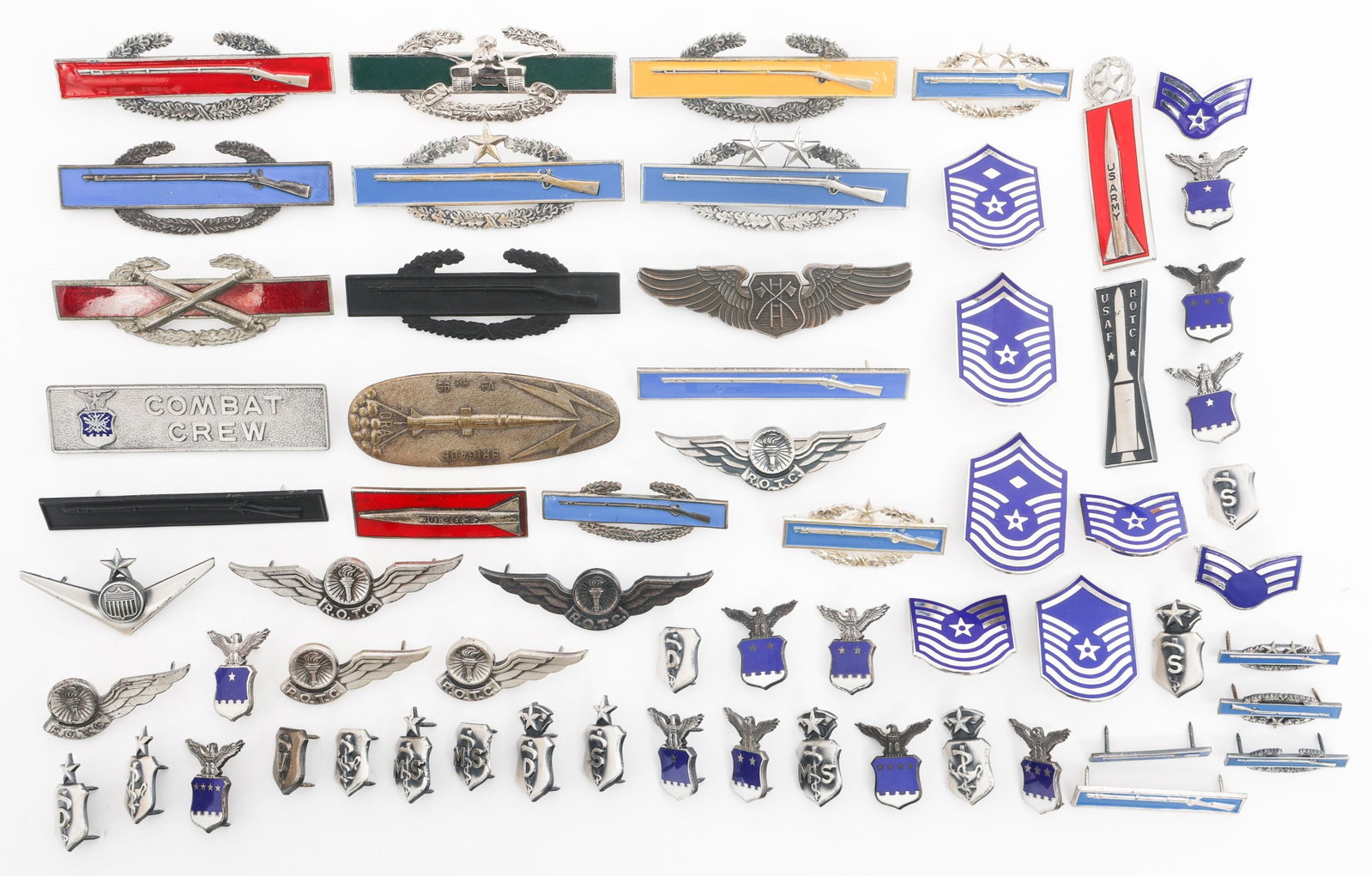COLD WAR US ARMY & AF SILVER WINGS, CBI & BADGES: COLD WAR US ARMY & AF SILVER WINGS, CBI & BADGES Cold War US Army and Air Force Silver Wings, CBIs, Rank Insignia, and Badges. Wings Includes ROTC, Enlisted, NCO, and Officer grades. Maker marks