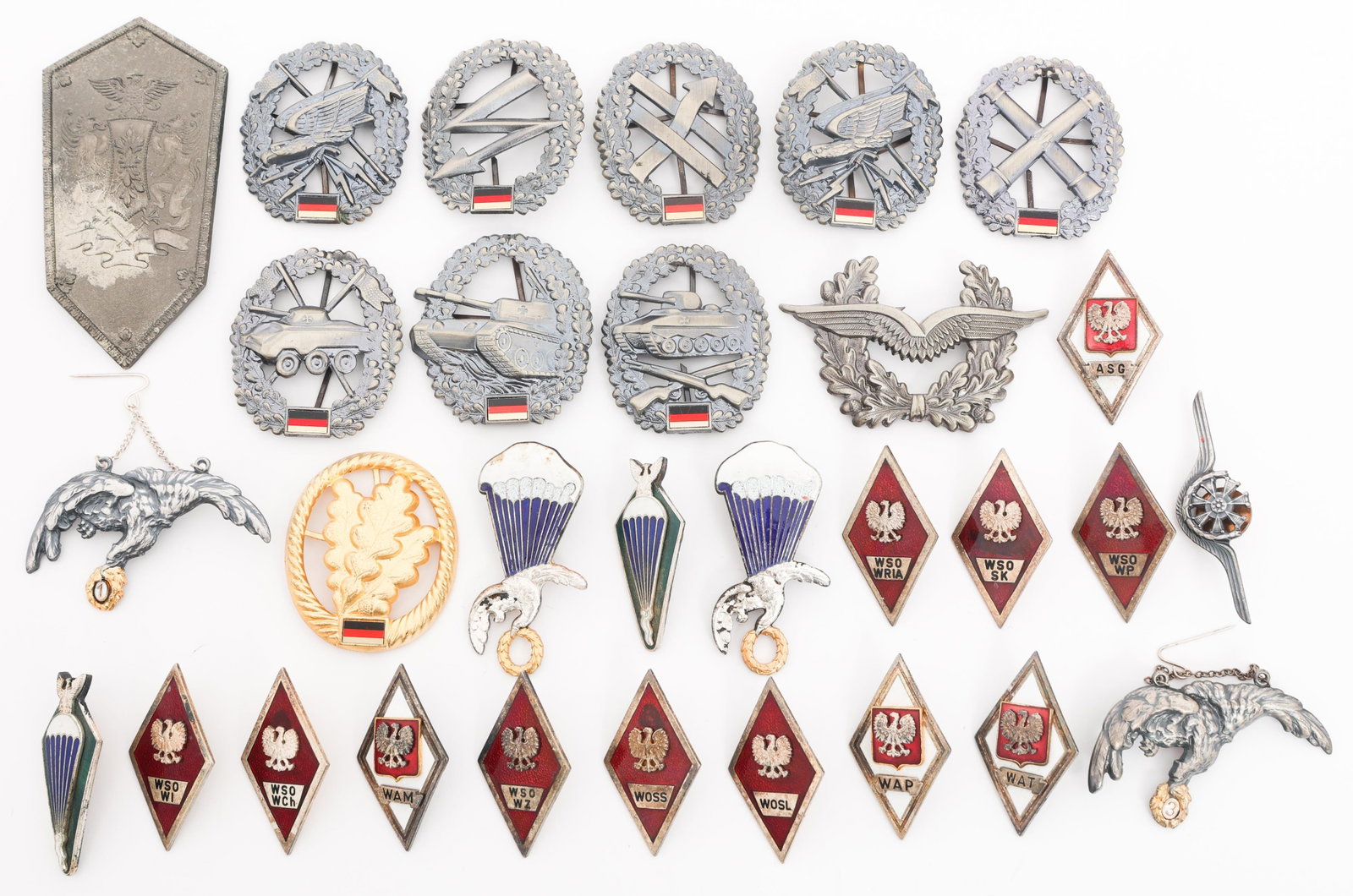 COLD WAR GERMAN & POLISH ARMY BADGES