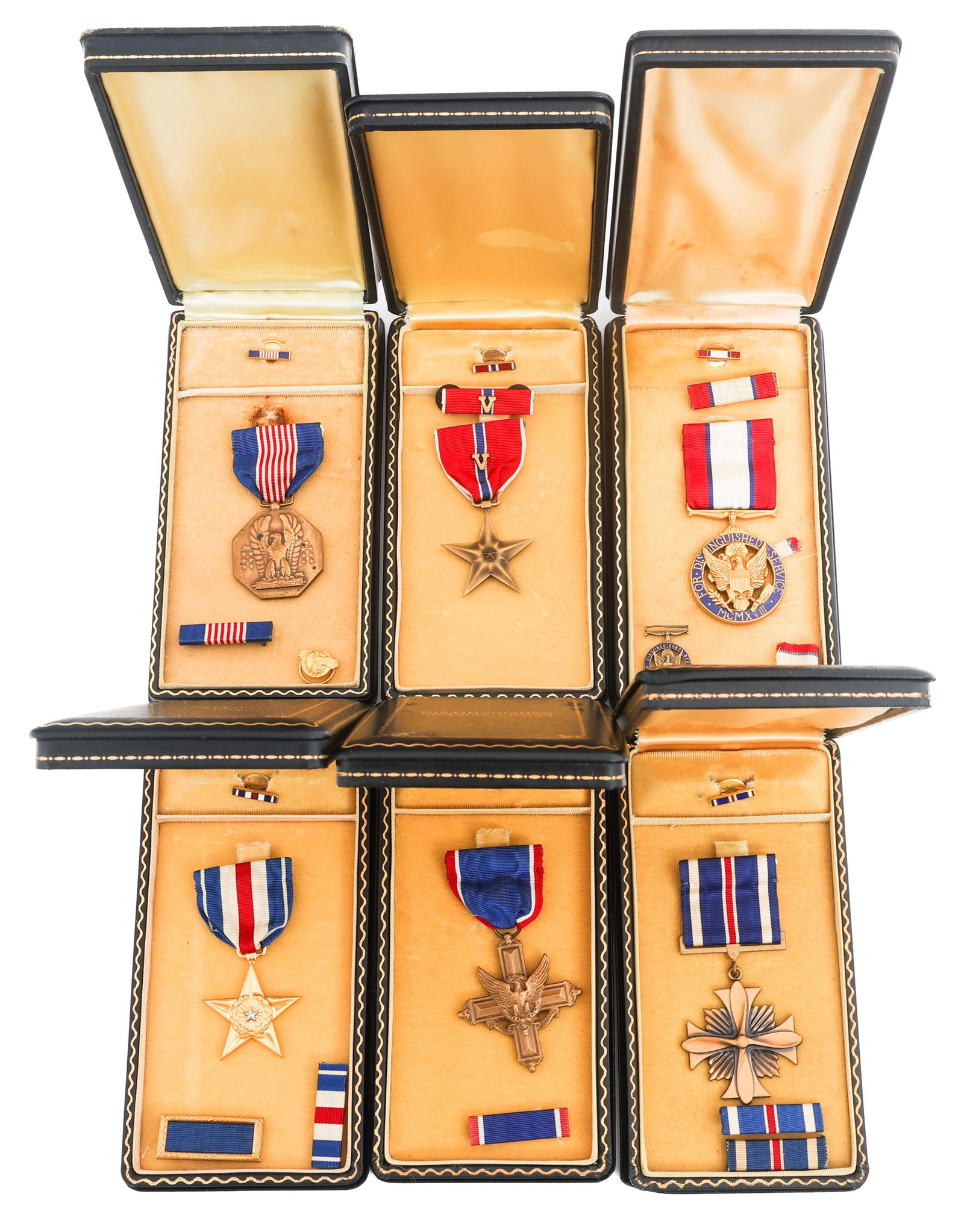WWII US ARMED FORCES SILVER STAR & MEDALS (1 of 16)