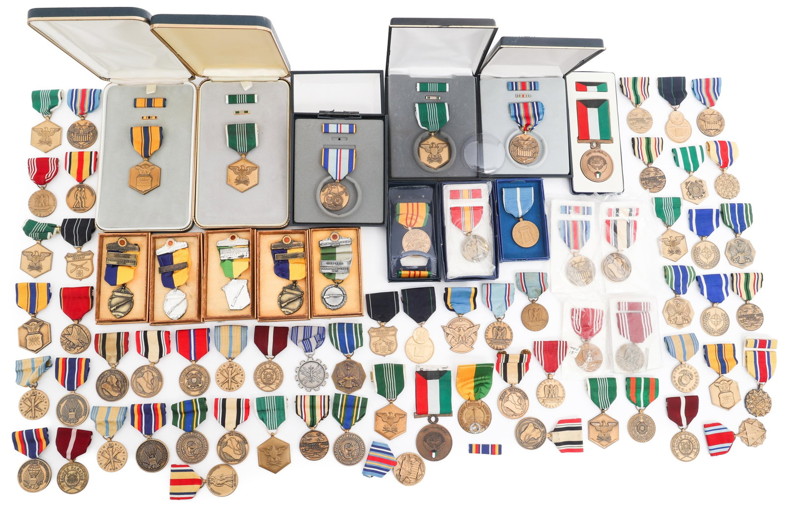 KOREAN WAR - CURRENT US SERVICE MEDALS (1 of 19)