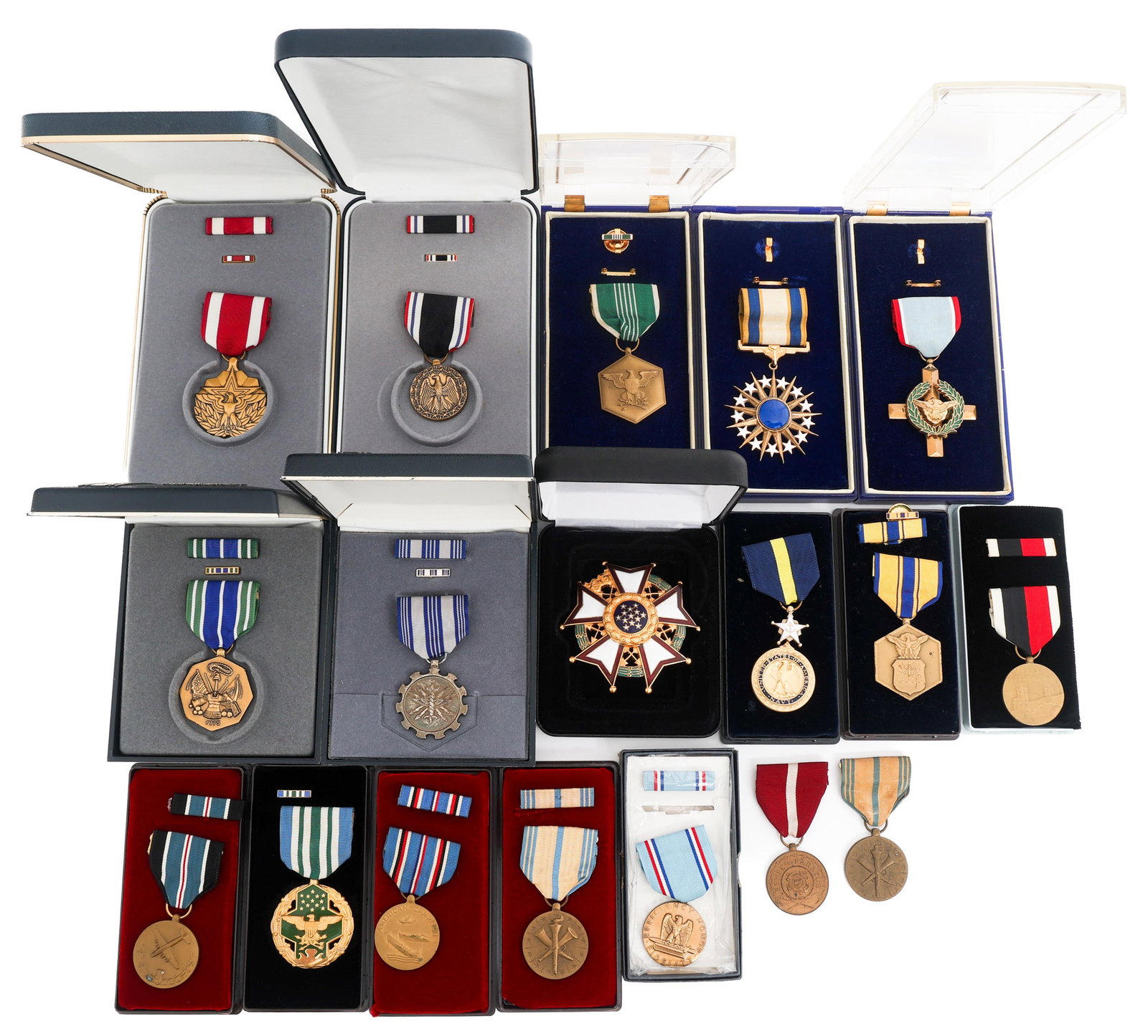 KOREAN WAR - COLD WAR US ARMED FORCES MEDALS (1 of 16)