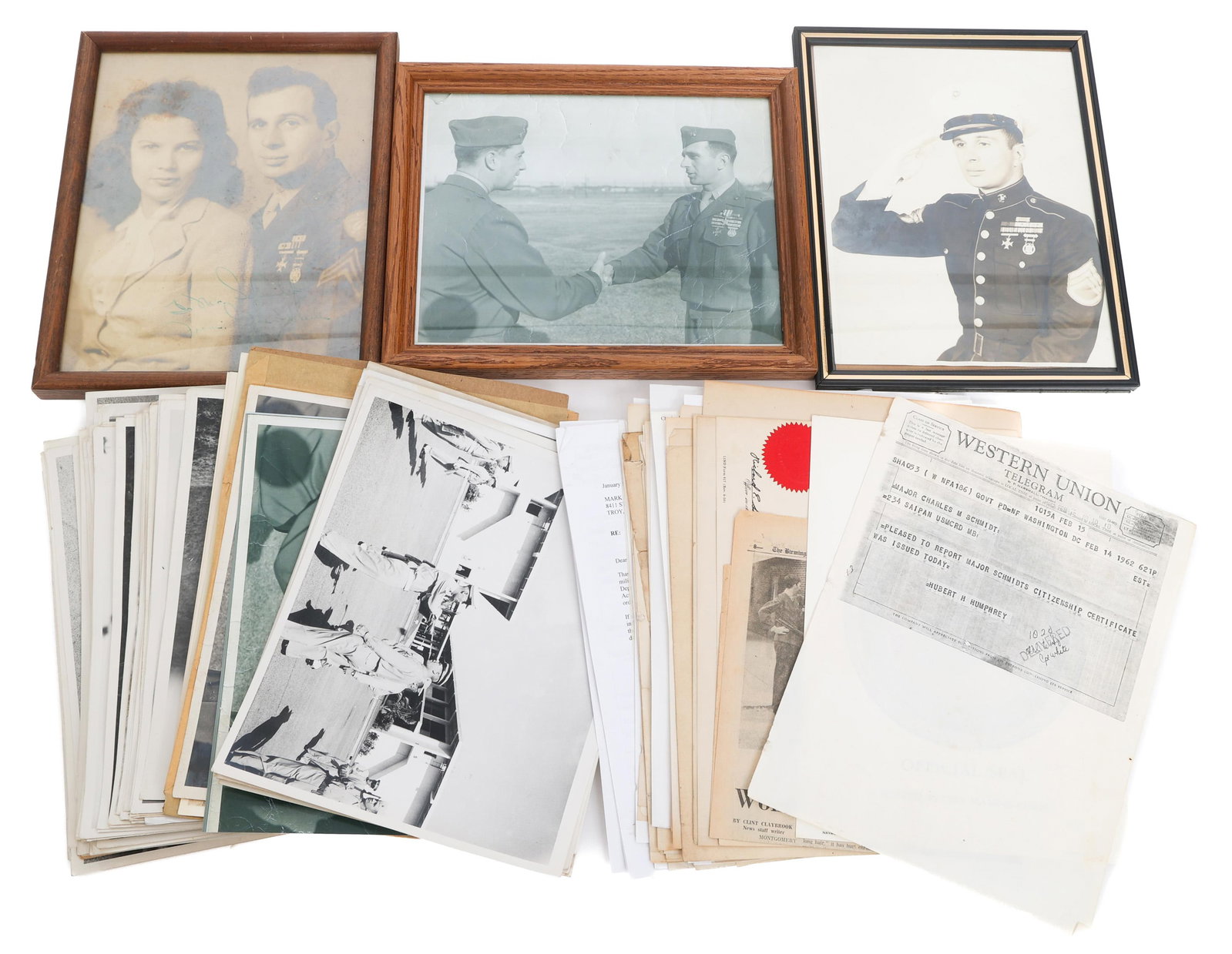 WWII USMC SILVER STAR RECIPIENT NAMED GROUPING (1 of 20)