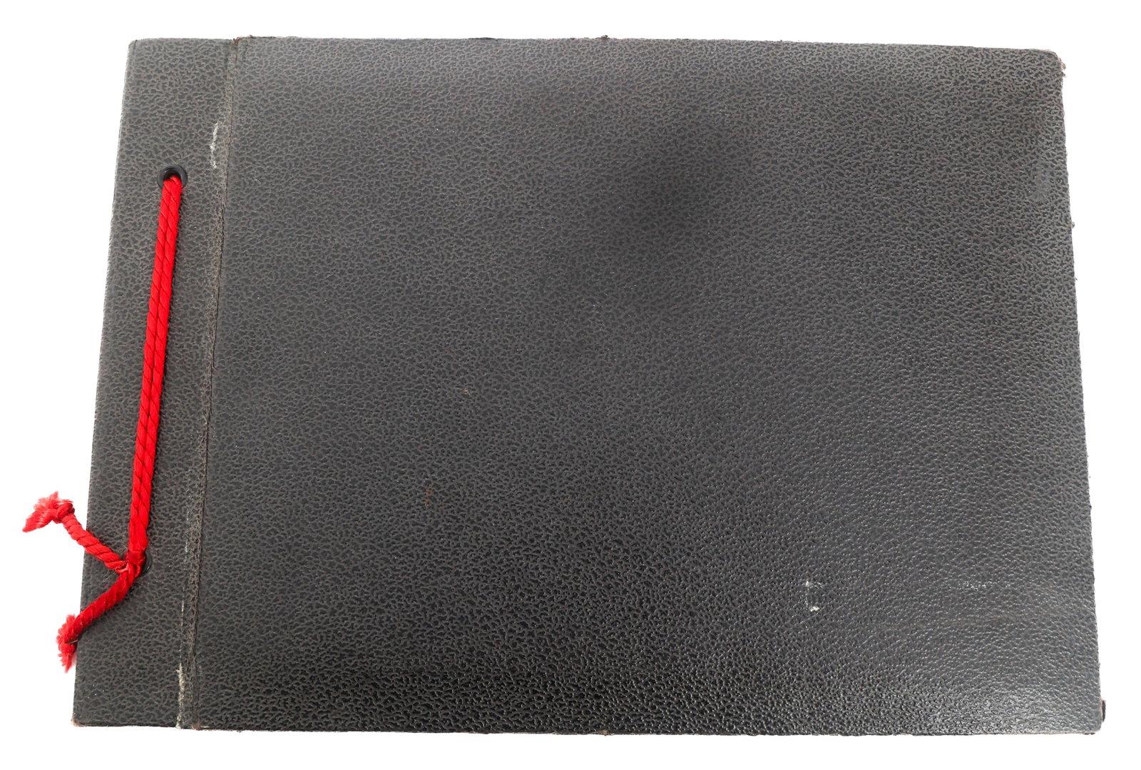 WWII GERMAN 2nd SS PANZER DIVISION PHOTO ALBUM: WWII GERMAN 2nd SS PANZER DIVISION PHOTO ALBUM WWII German 2nd SS Panzer Division Photo Album. Approximately 60 Photos. Images include soldiers shooting MG-42s, soldiers in winter gear, surrendering s