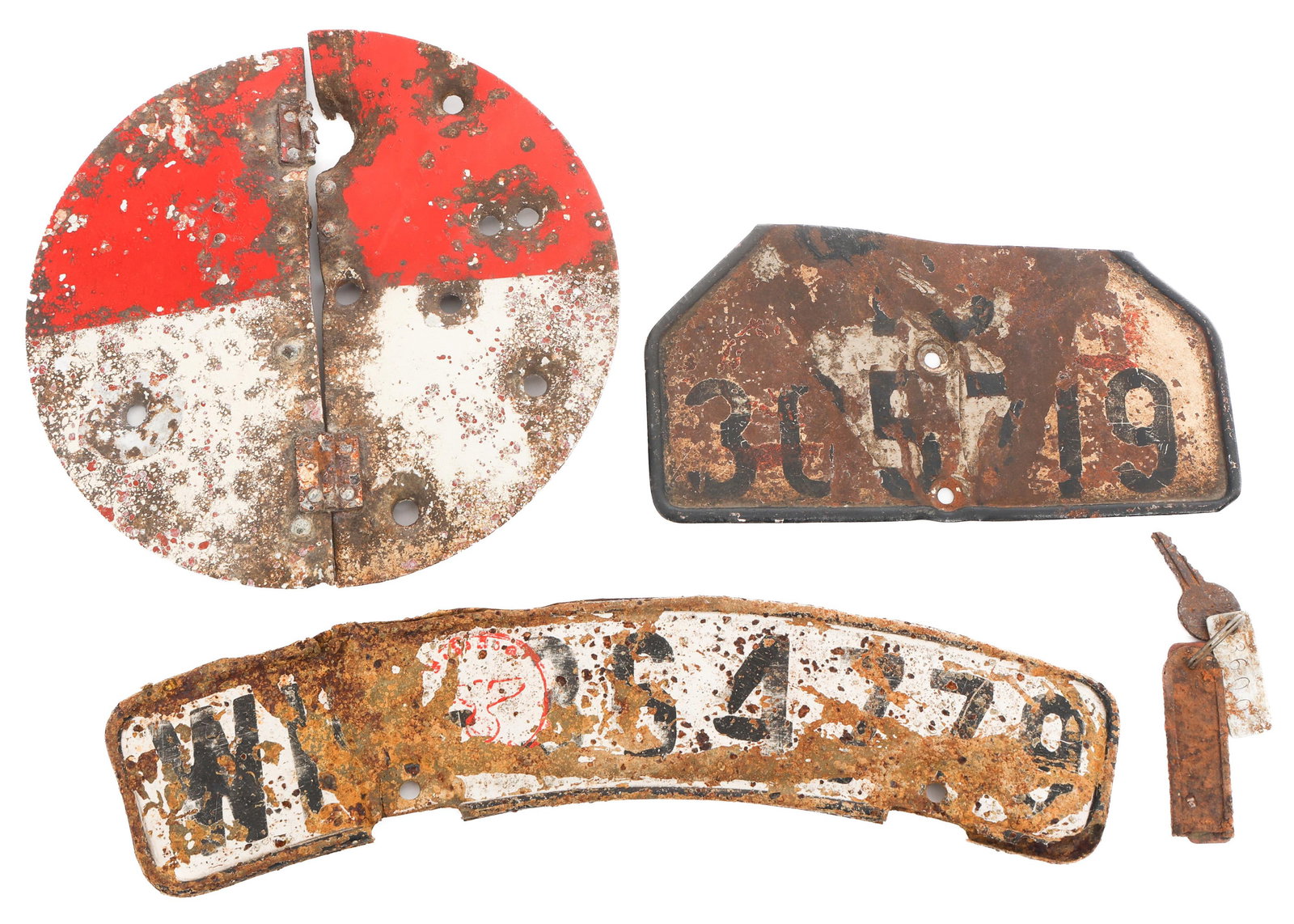 WWII GERMAN ARMY DUG LICENSE PLATES & CAR KEY: WWII GERMAN ARMY DUG LICENSE PLATES & CAR KEY WWII German Army Dug License Plates & Car Key. (2) License plates. Embossed edges with numbers 305719 and 364779. One has inspection stamp. (1) Car Key