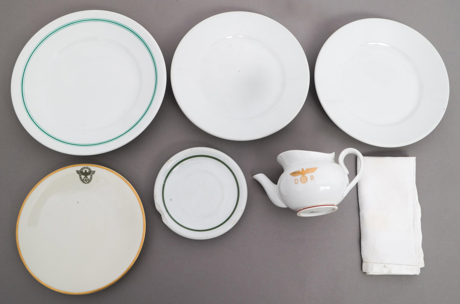 WWII GERMAN NSDAP DINNERWARE PLATES & CREAMER (1 of 18)