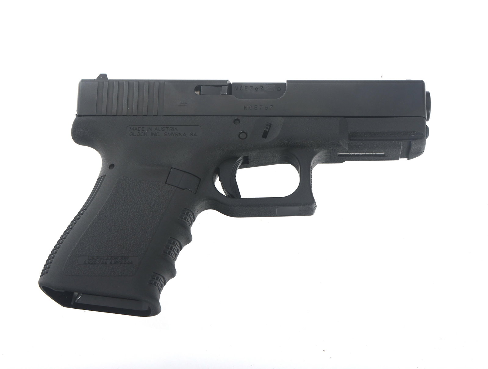 GLOCK MODEL 23 .40 S&W SEMI AUTO CALIBER PISTOL (1 of 15)