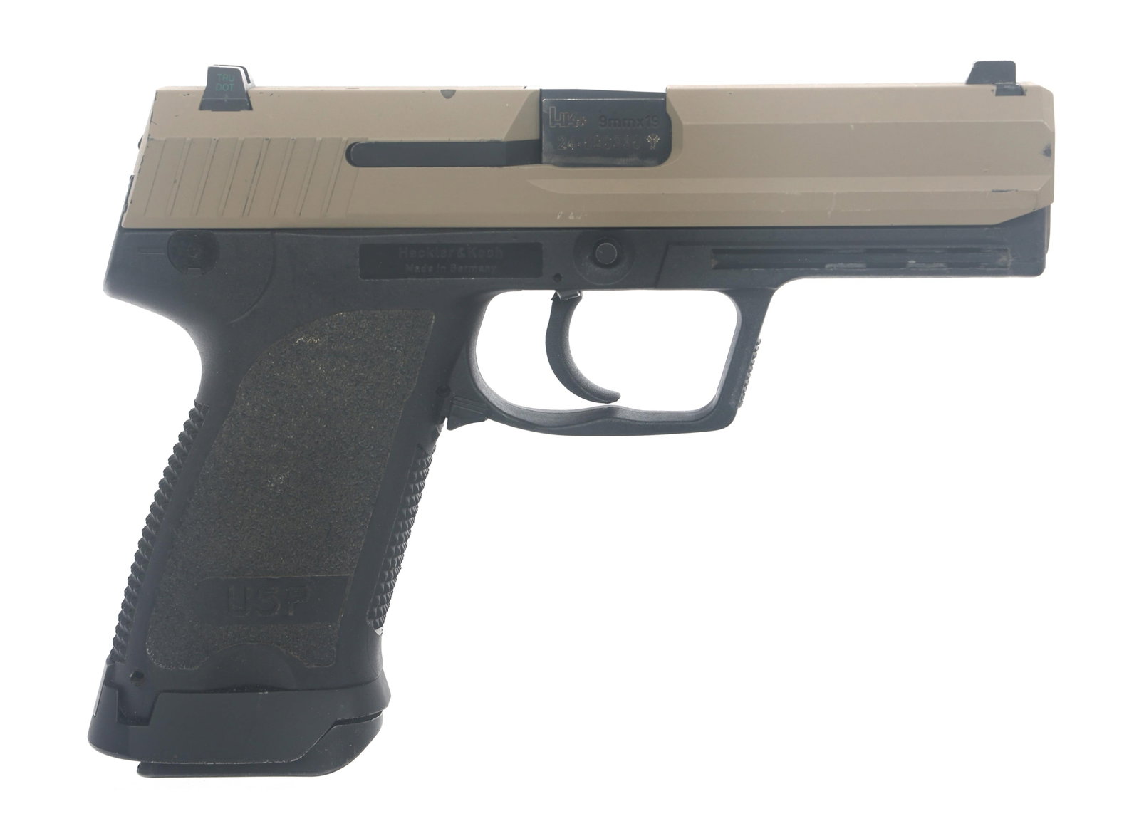 HK MODEL USP 9x19mm CALIBER SEMI AUTO PISTOL (1 of 13)