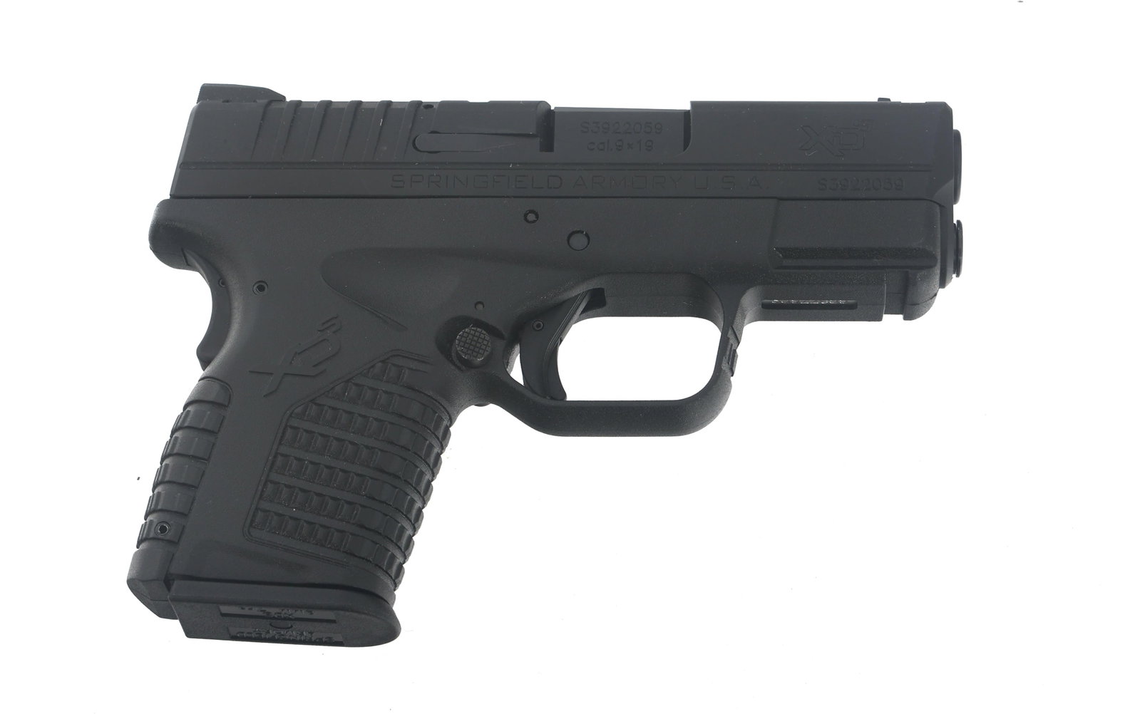 SPRINGFIELD ARMORY XDs-9 9x19mm CAL PISTOL: SPRINGFIELD ARMORY XDs-9 9x19mm CAL PISTOL Springfield Armory Inc. Model XDs-9 9x19mm caliber semi automatic pistol. Matte black finish. Fiber optic front sight. Fixed rear sight. Polymer frame with t