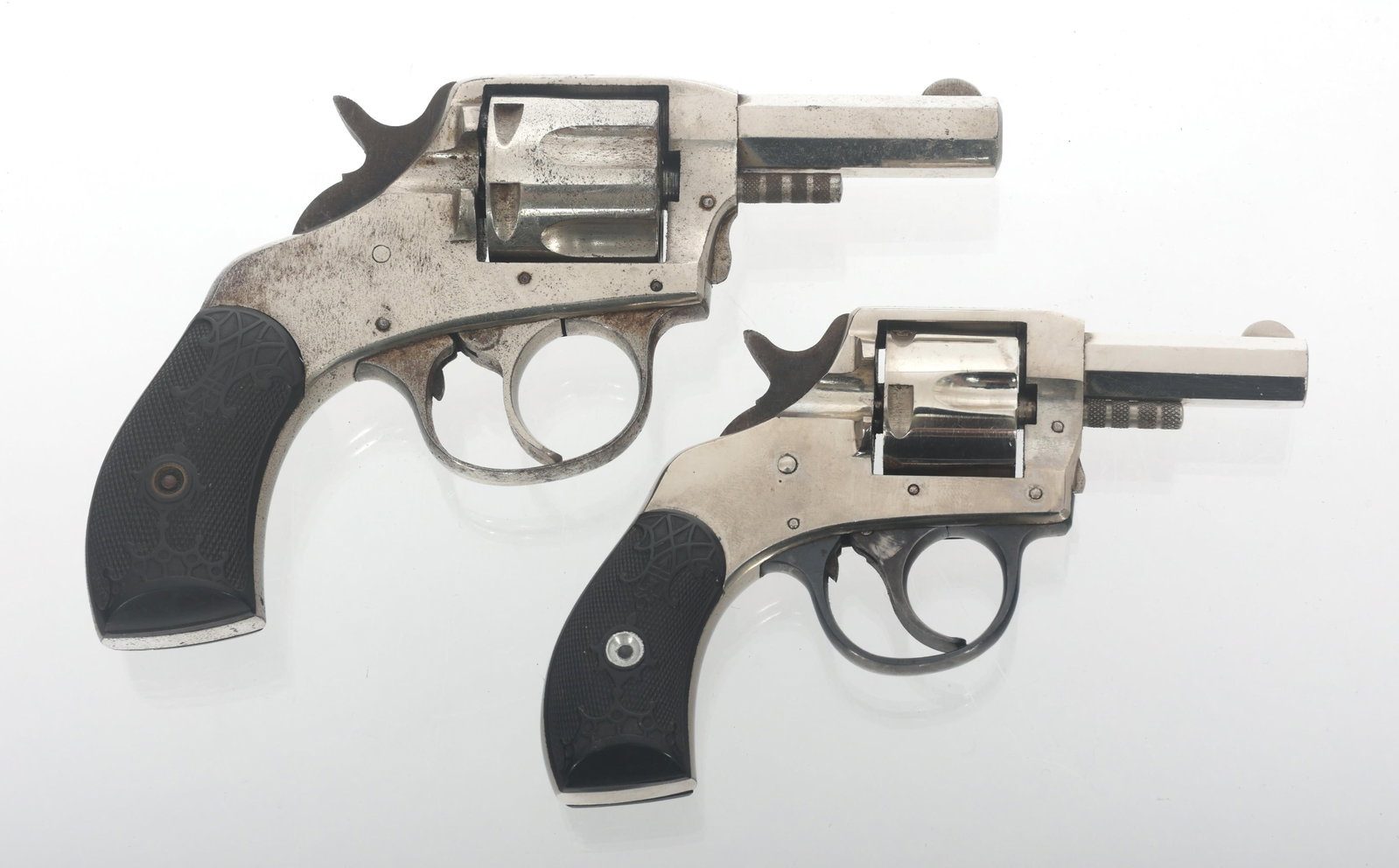 HARRINGTON & RICHARDSON .32 CALIBER REVOLVERS (1 of 5)