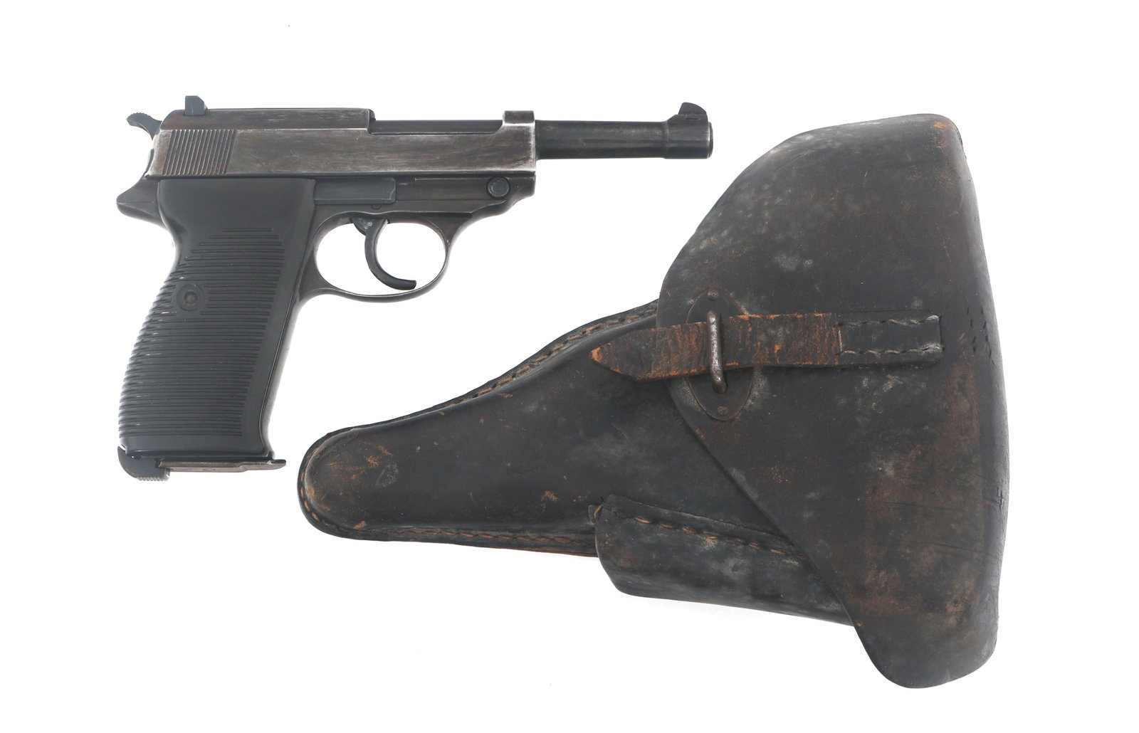 WWII GERMAN SPREEWERK cyq CODE P38 9mm PISTOL: WWII GERMAN SPREEWERK cyq CODE P38 9mm PISTOL WWII German Spreewerk factory cyq code model P38 9x19 caliber semi-automatic pistol. No import stamp. Serial numbers match on barrel, slide and frame. Bar